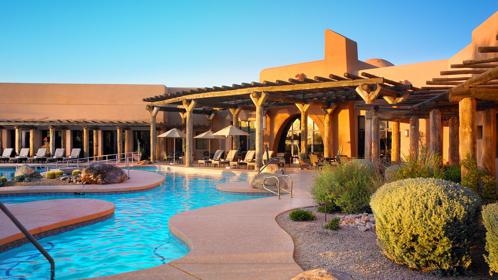 Aji-Spa-Pool.jpg