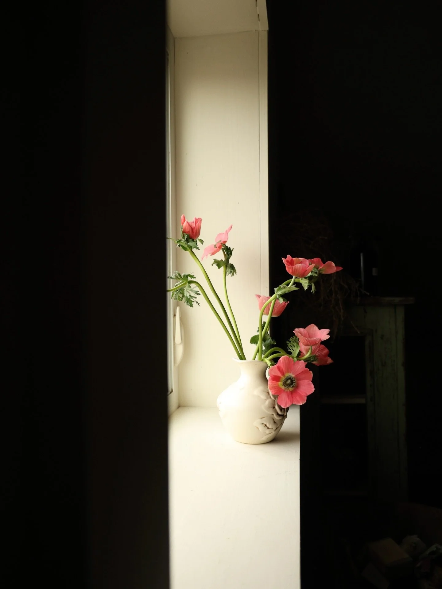 Do we create art or does art create us?  I&rsquo;ve been sitting with this question lately. 

Spring is early this year, so we&rsquo;re opening Farmgate Fridays now, and moving the Spring Flower CSA up to May 1. A few spots remain for those who feel 