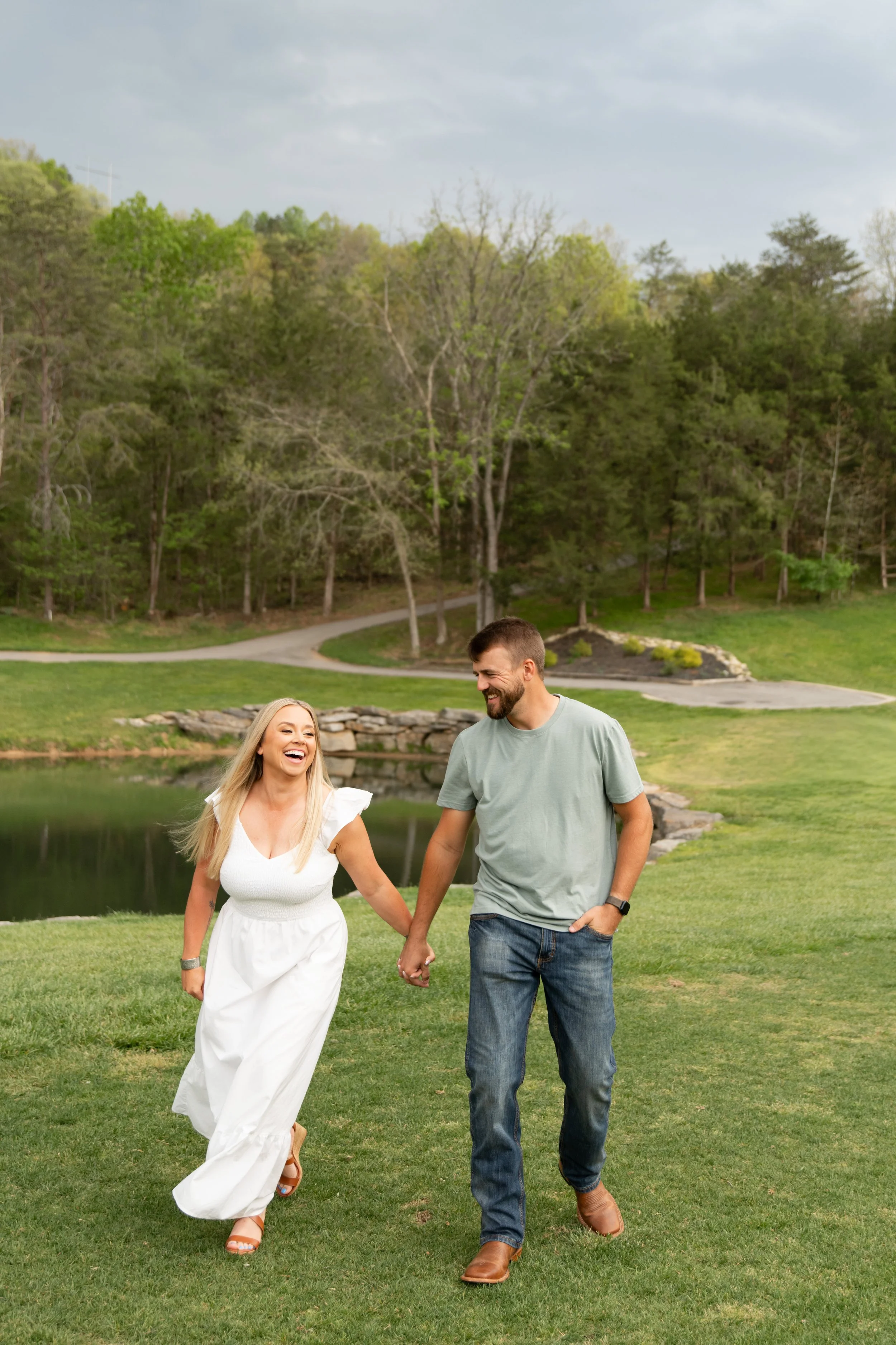 brittney_beeler_photography_engagement_session-58.jpg