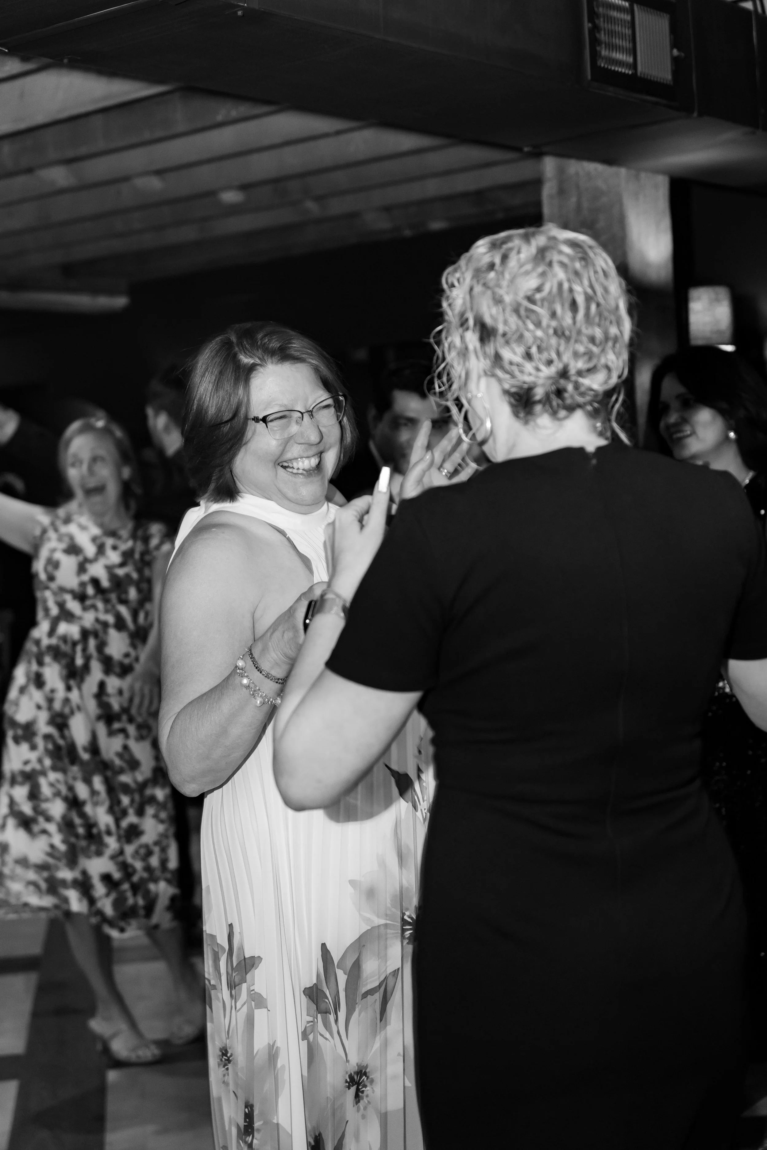 brittney_beeler_photography_maryville_wedding-61255.jpg