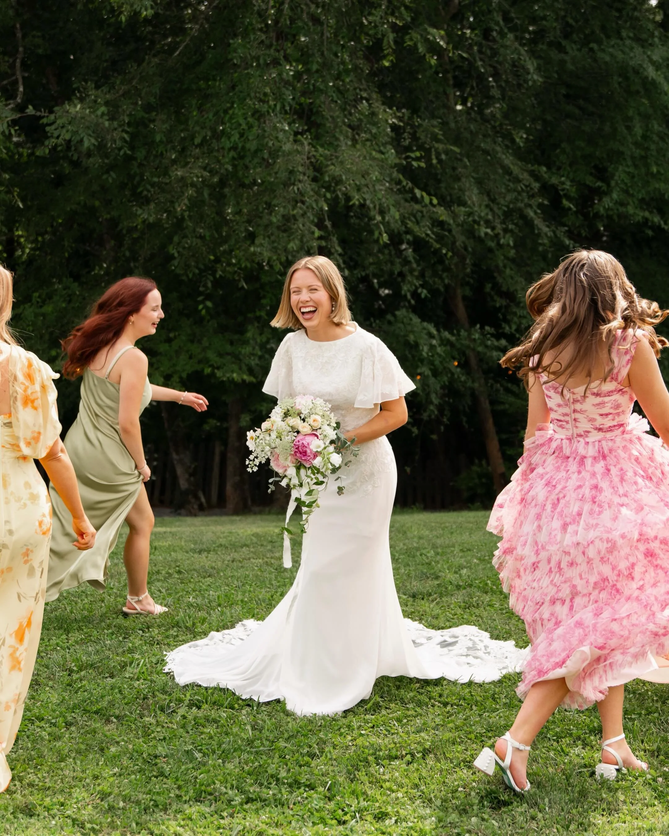 Derri and Preston&rsquo;s wedding was what dreams are made of! It was such a gorgeous day to celebrate with these two! Derri never stopped smiling, you could easily see how much thought and consideration they put into their wedding day too! 

Here&rs