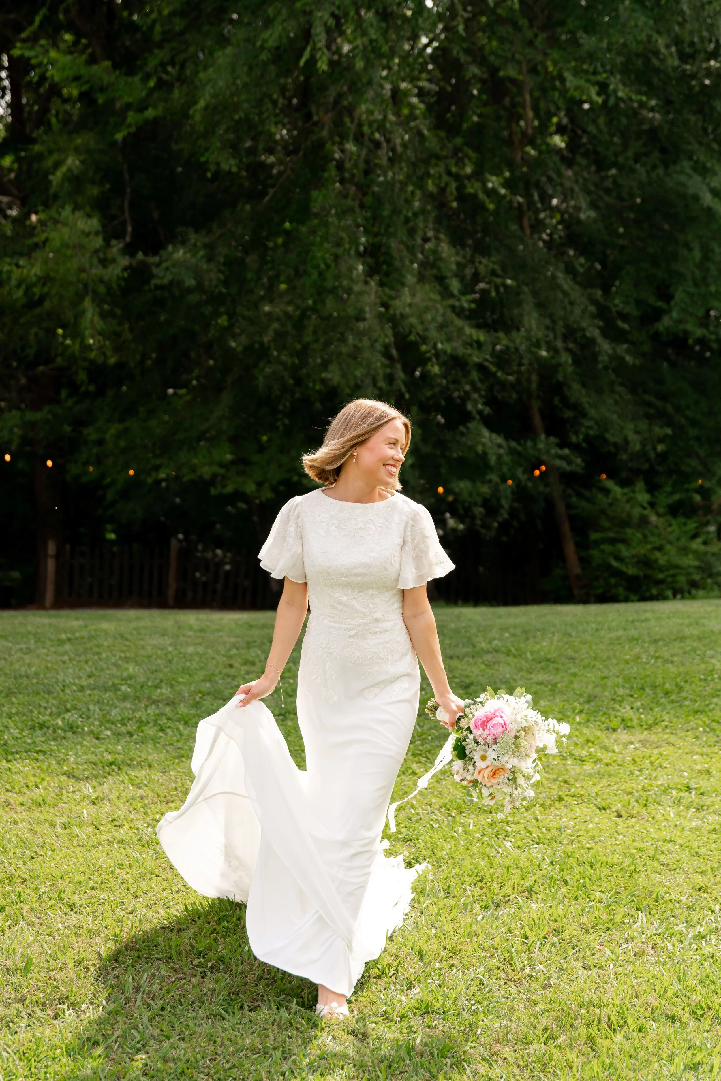 brittney_beeler_photography_the_abby_farm_louisville_wedding-288.jpg