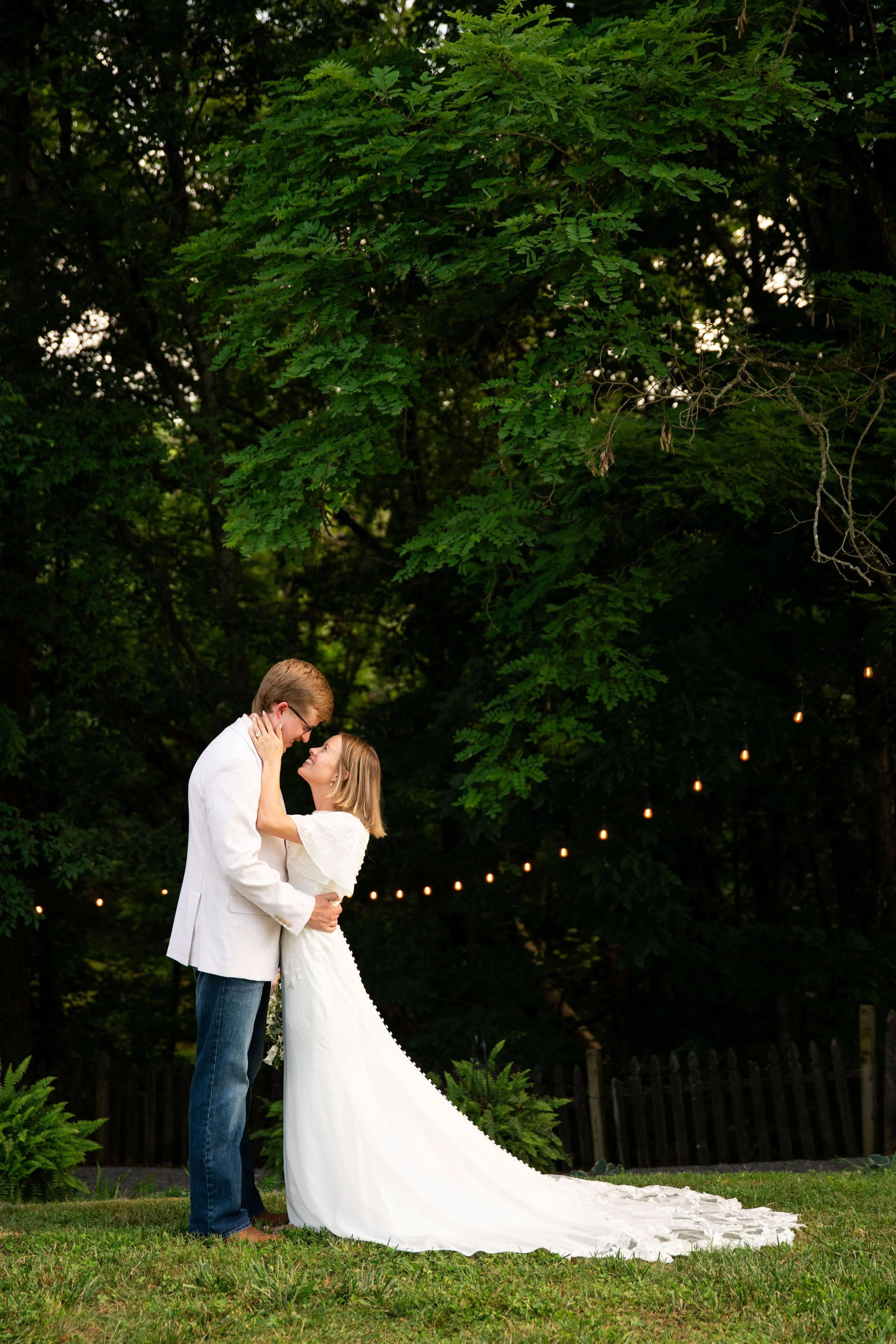 brittney_beeler_photography_the_abby_farm_louisville_wedding-481.jpg