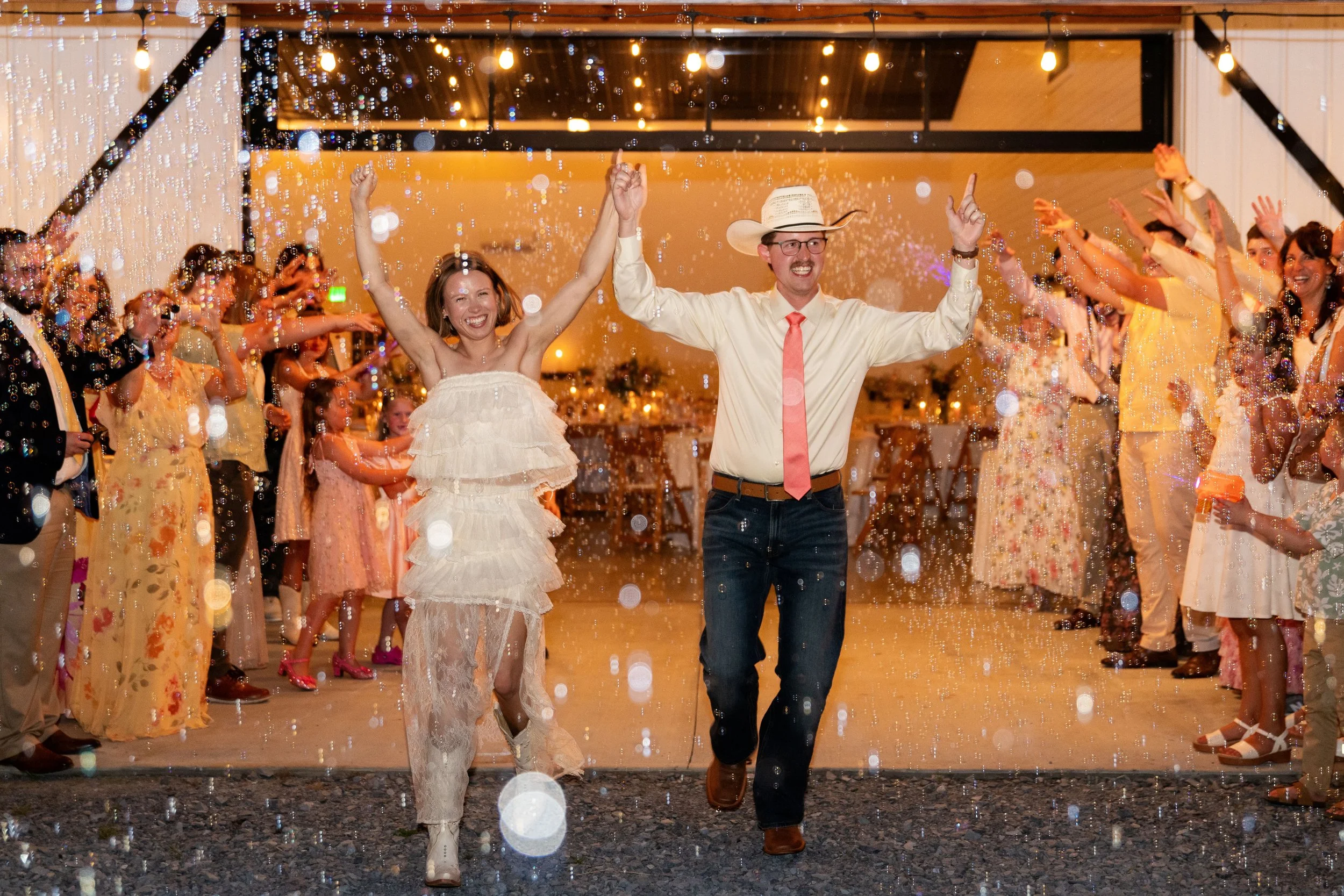 brittney_beeler_photography_the_abby_farm_louisville_wedding-723.jpg