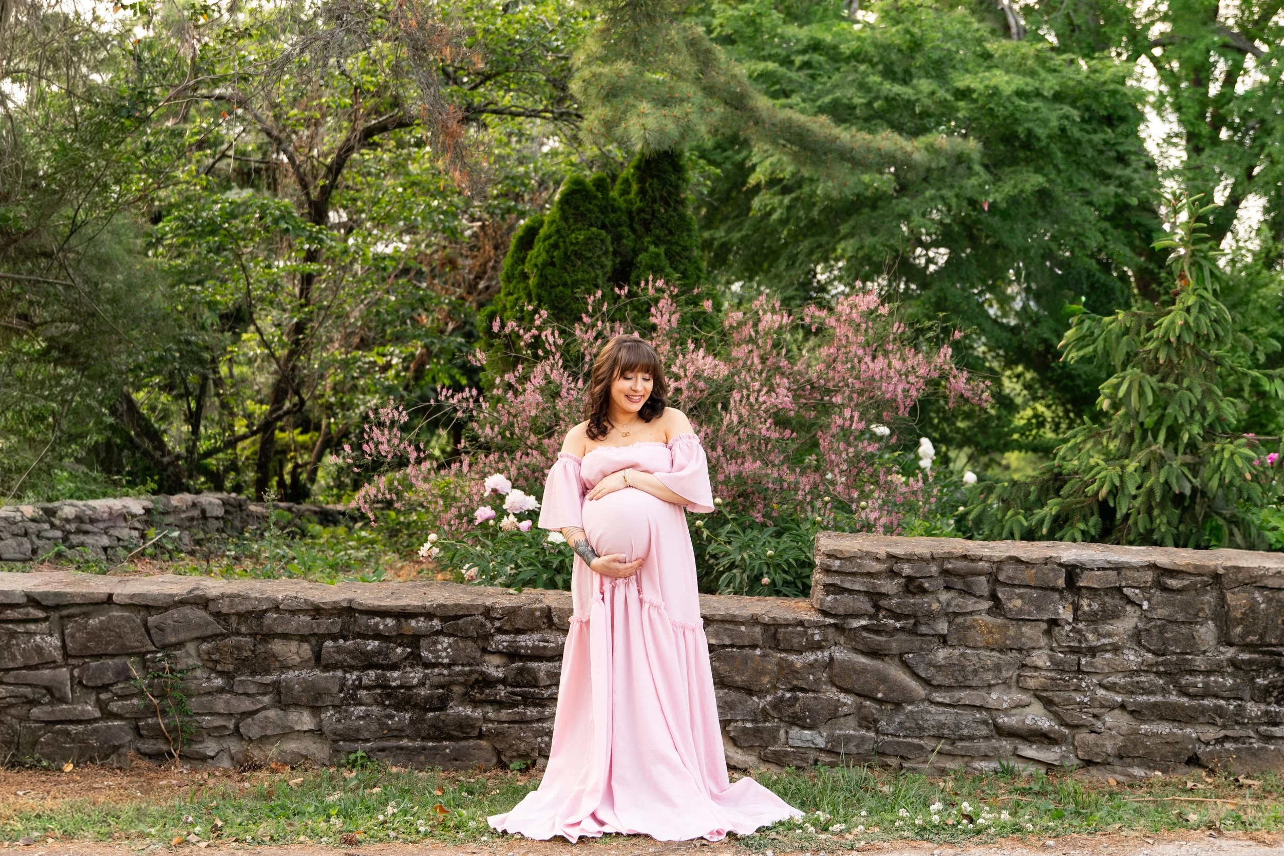 brittney_beeler_photography_spring_maternity_session-27.jpg