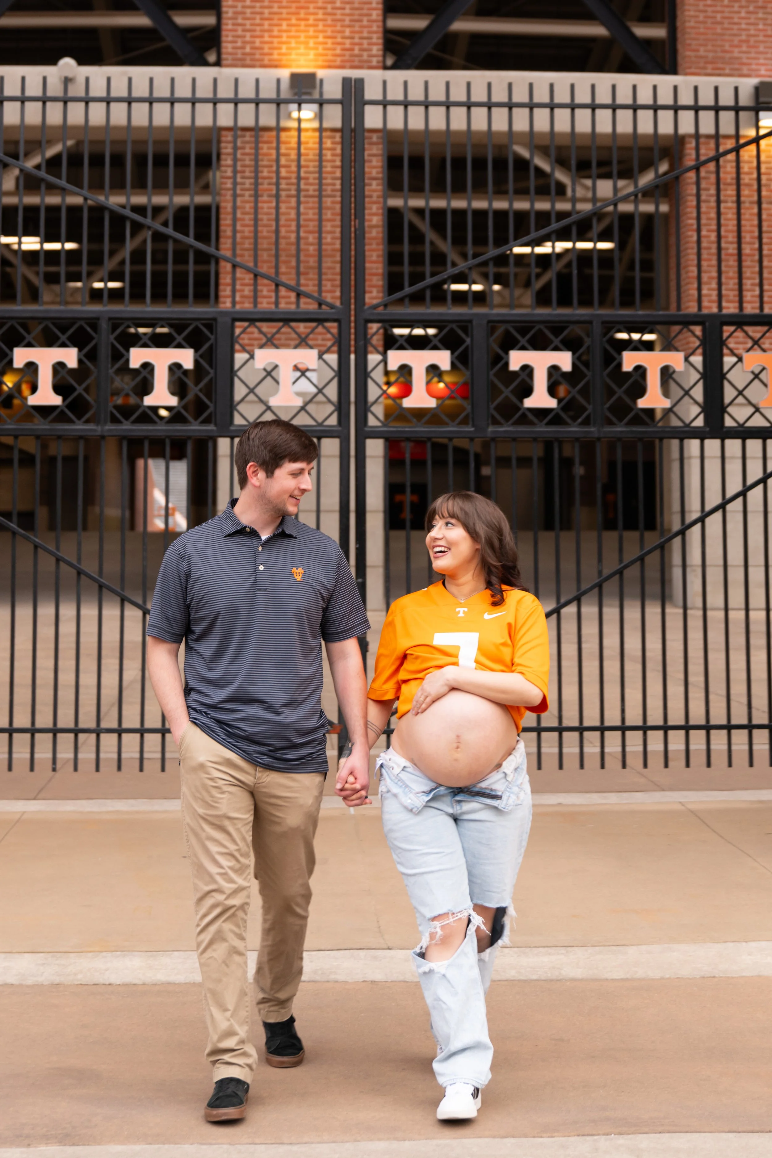 brittney_beeler_photography_spring_maternity_session-123.jpg