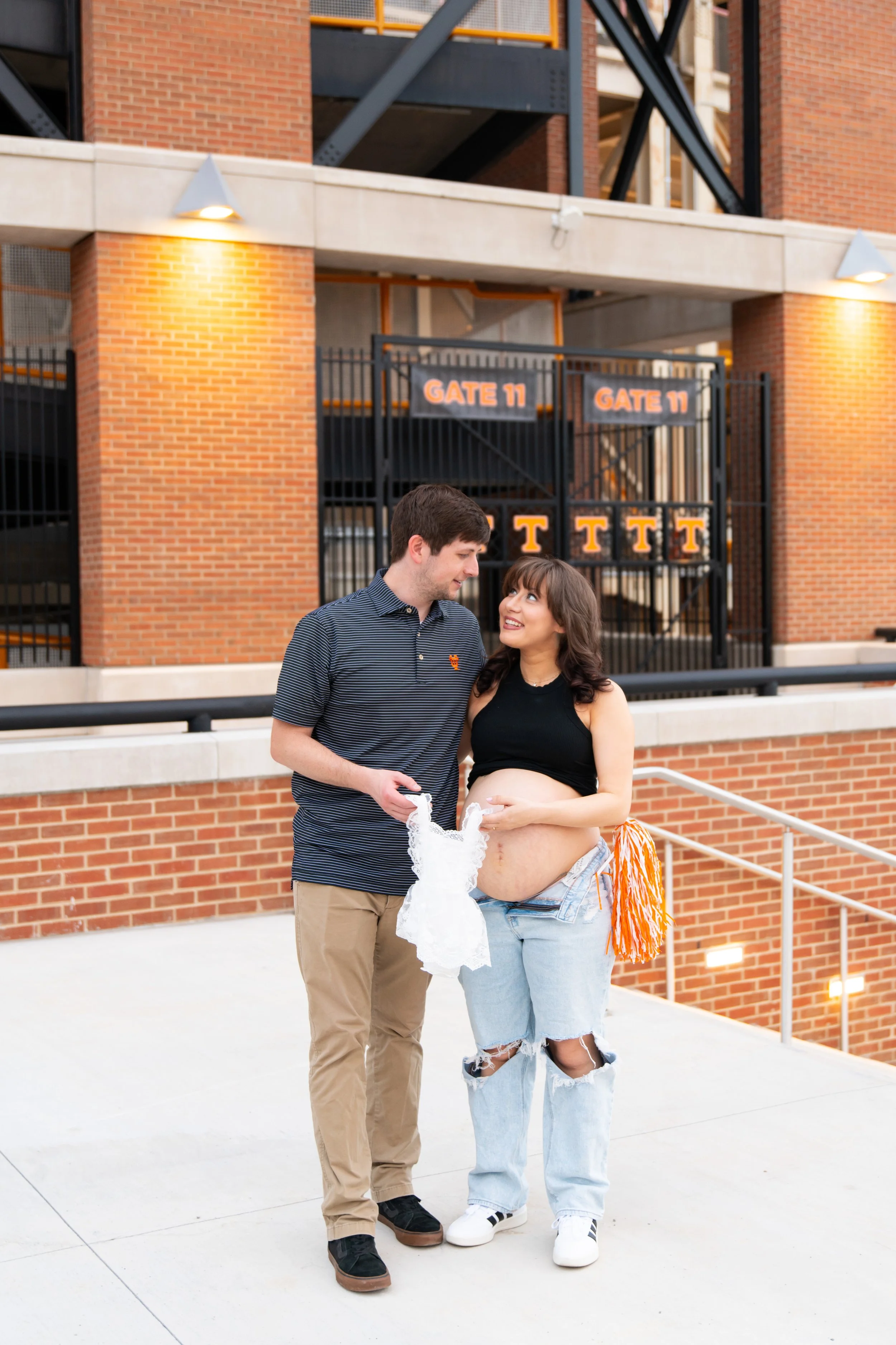 brittney_beeler_photography_spring_maternity_session-126.jpg