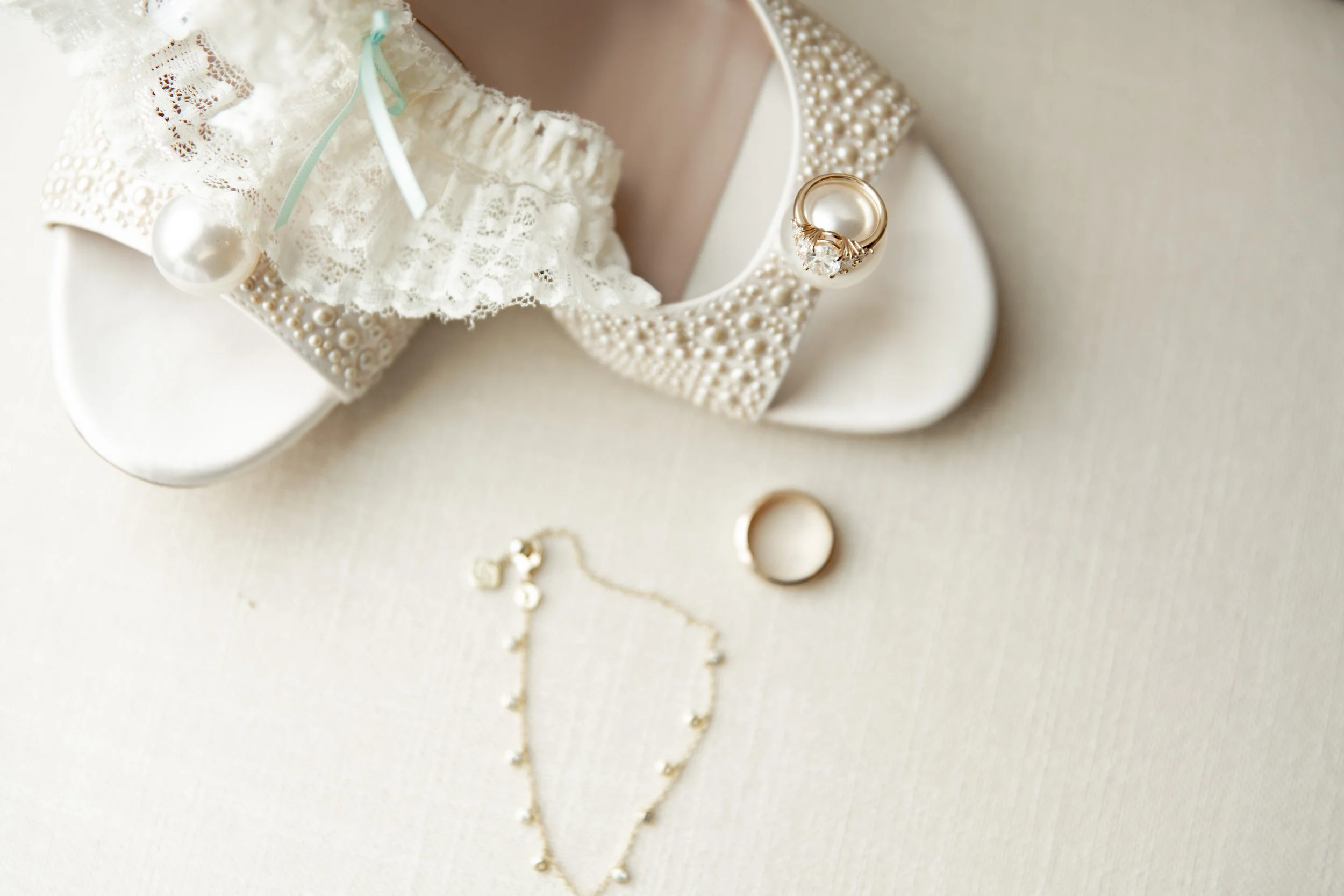 brittney_beeler_photography_the_abby_farm_louisville_wedding-19.jpg