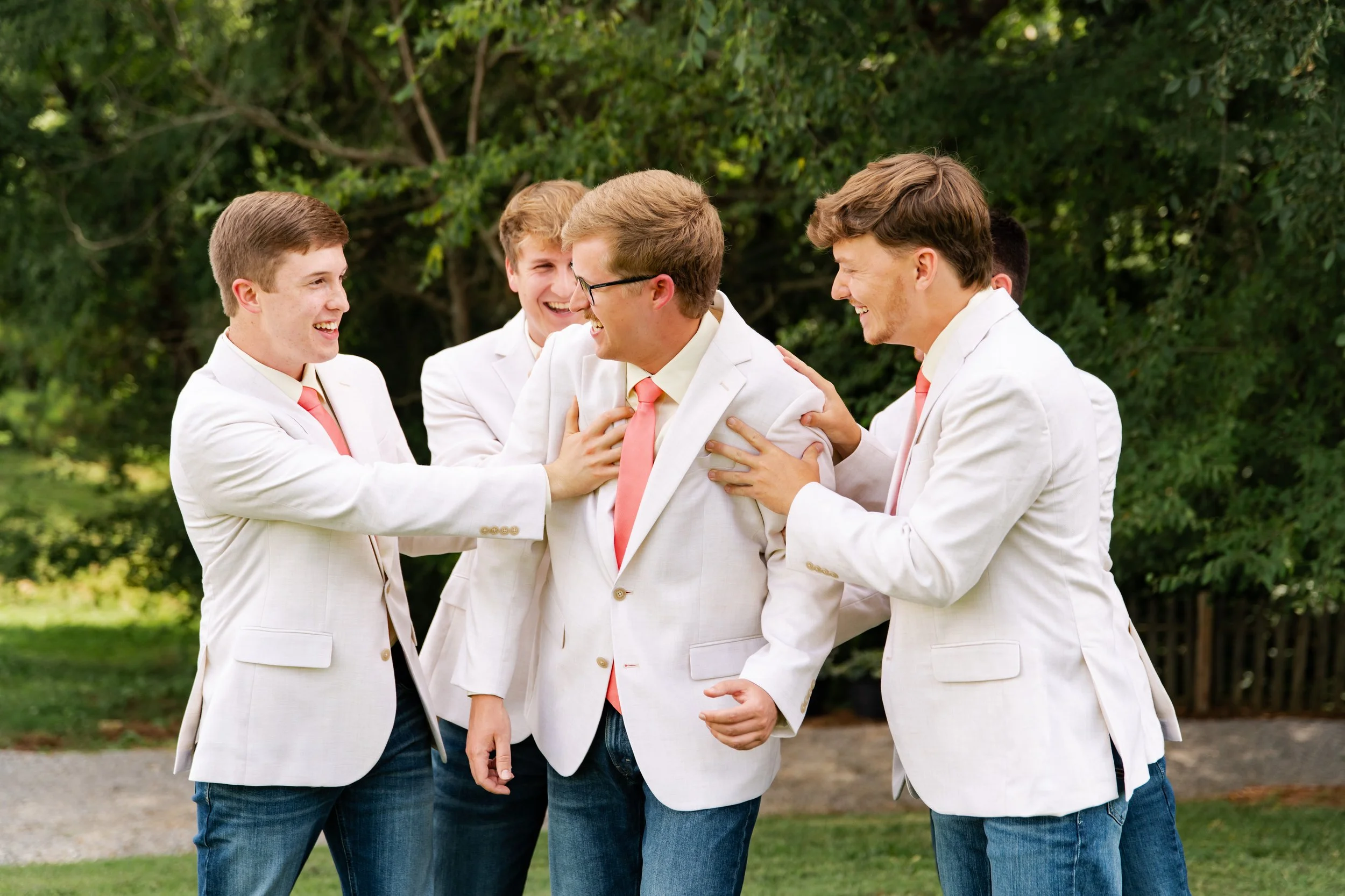 brittney_beeler_photography_the_abby_farm_louisville_wedding-105.jpg