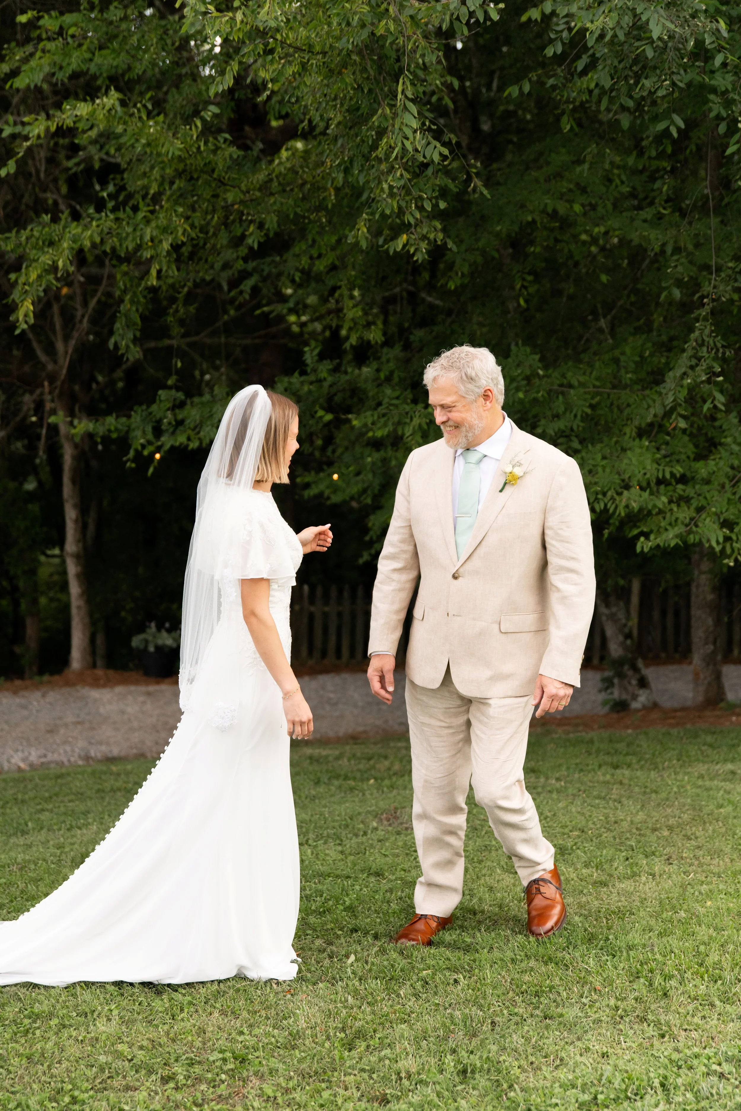 brittney_beeler_photography_the_abby_farm_louisville_wedding-189.jpg