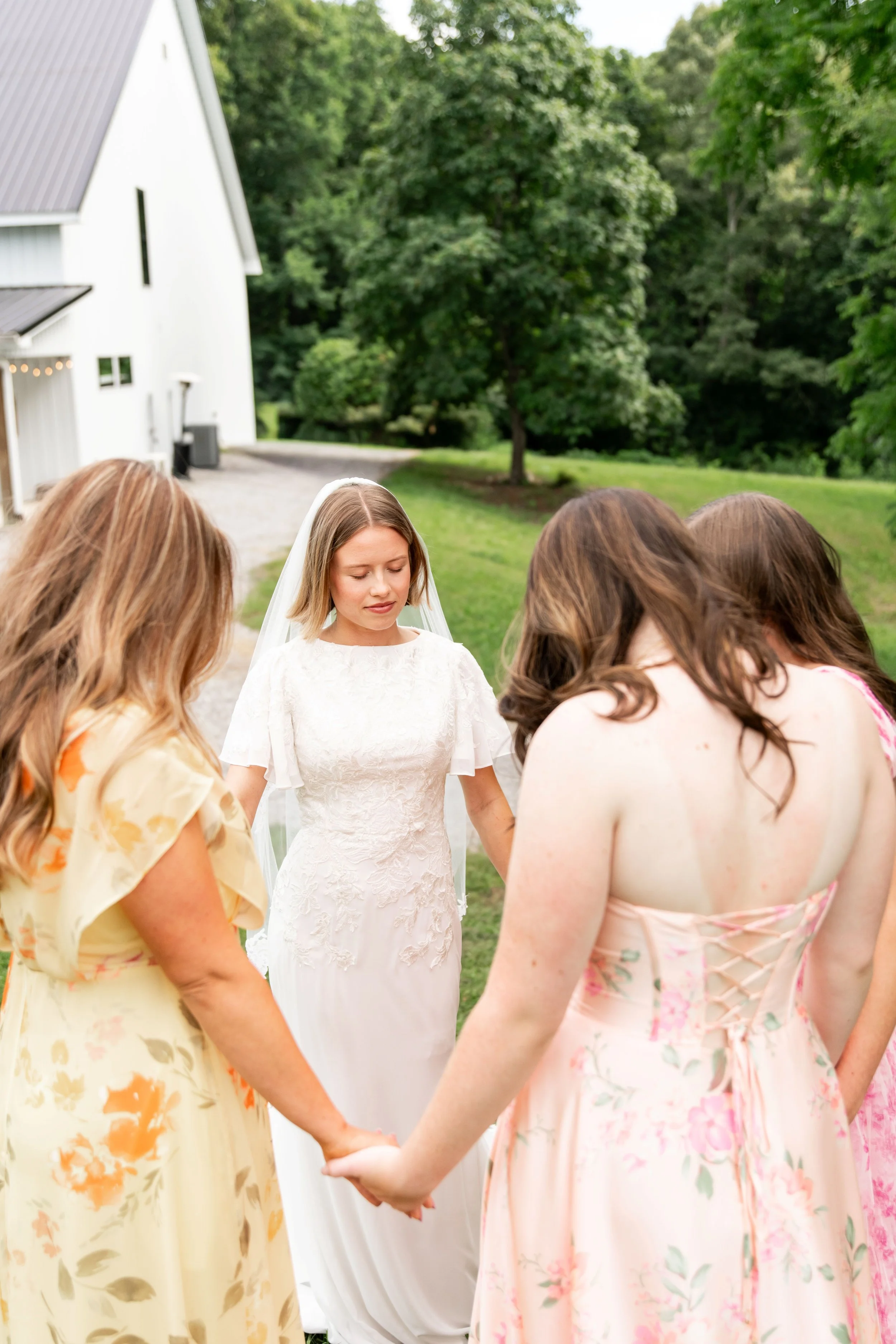 brittney_beeler_photography_the_abby_farm_louisville_wedding-220.jpg