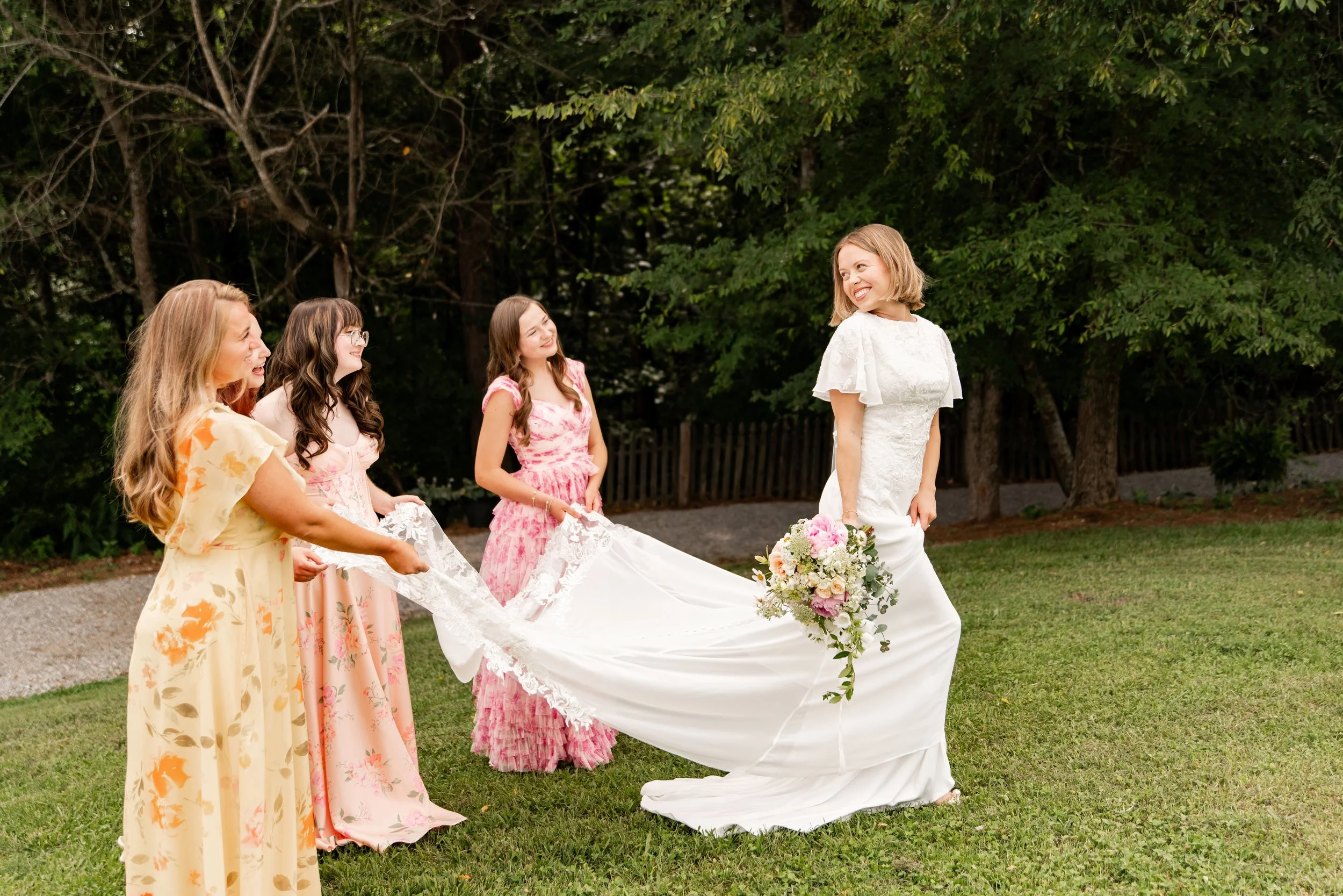 brittney_beeler_photography_the_abby_farm_louisville_wedding-227.jpg