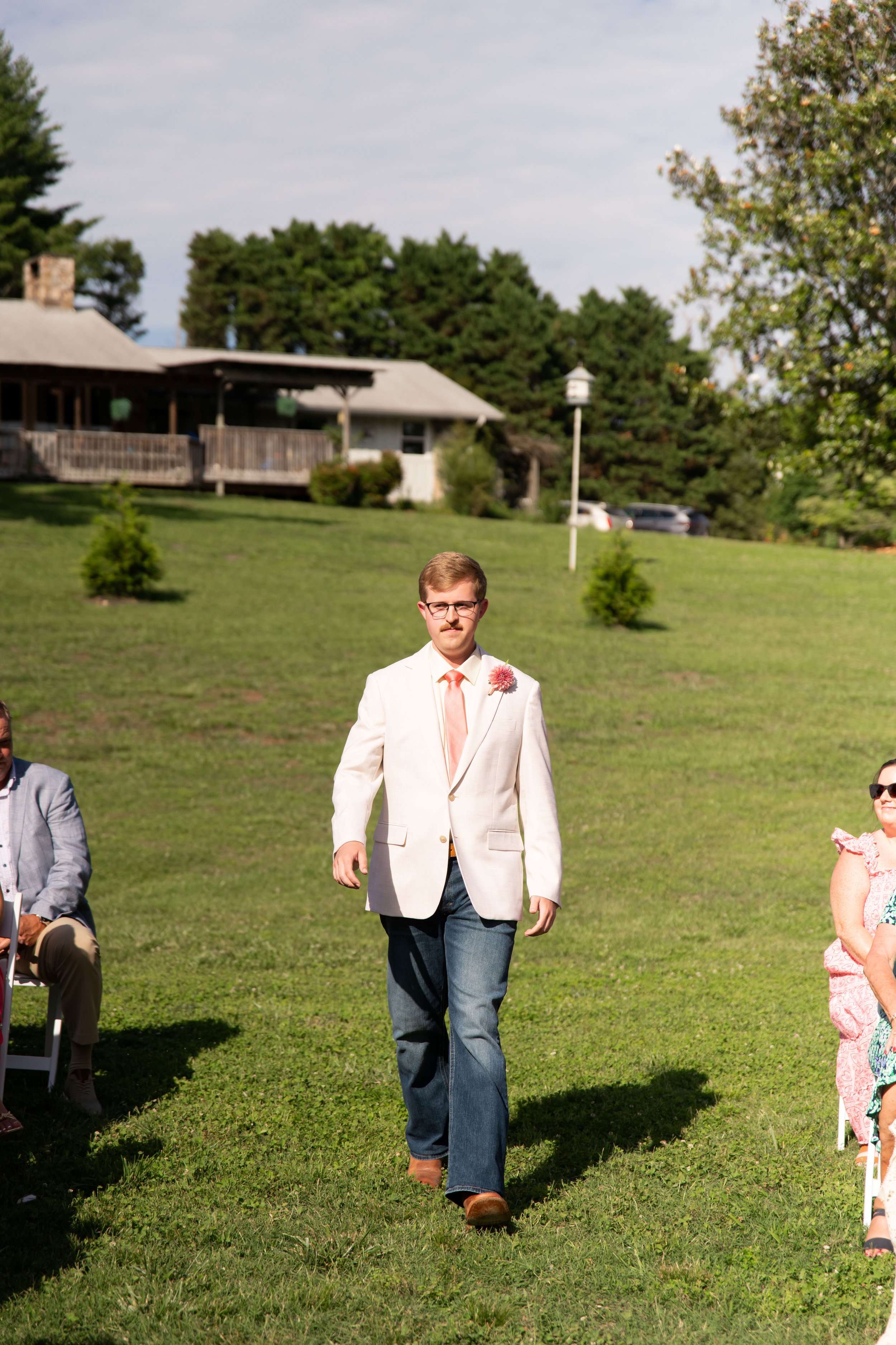 brittney_beeler_photography_the_abby_farm_louisville_wedding-319.jpg