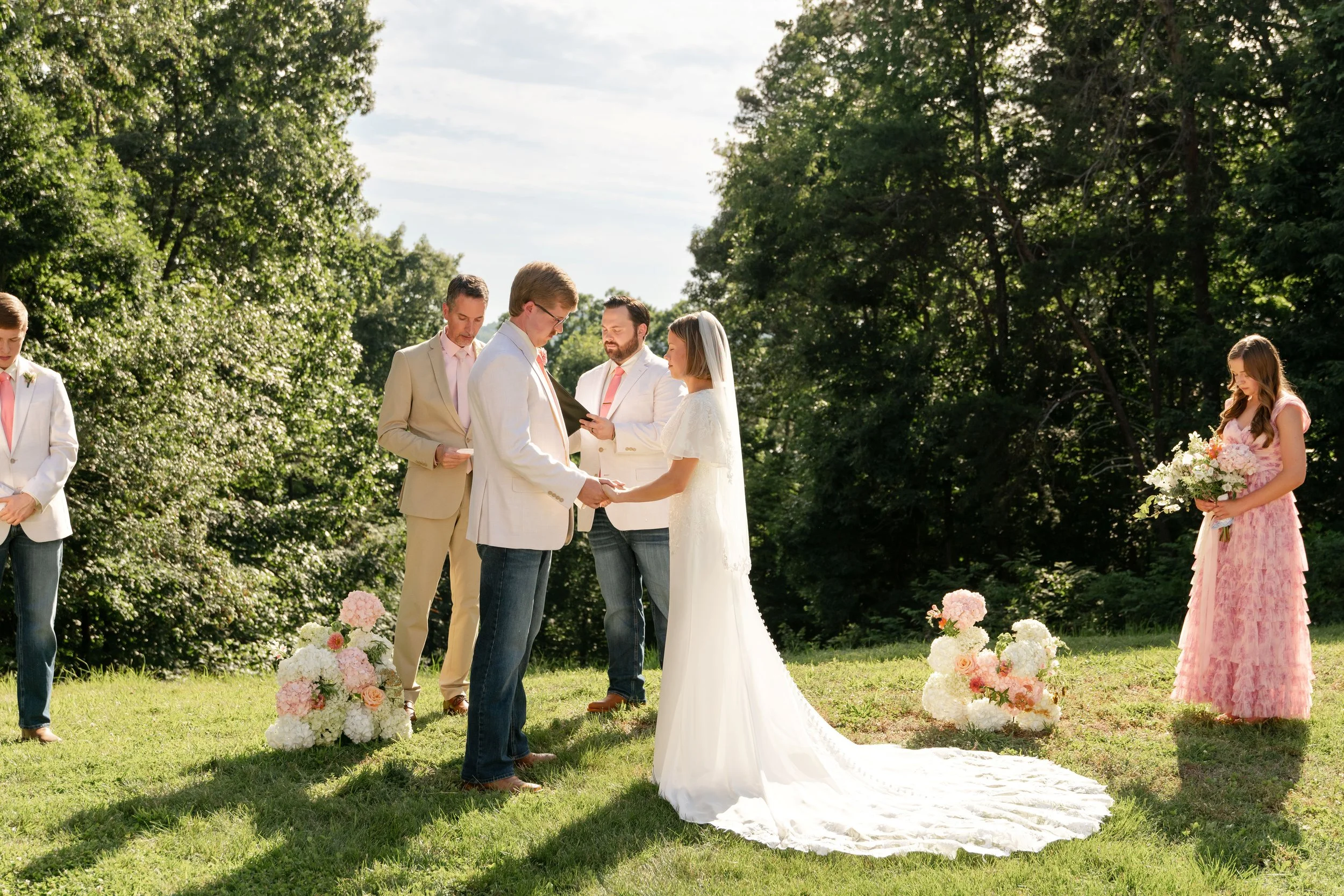 brittney_beeler_photography_the_abby_farm_louisville_wedding-356.jpg