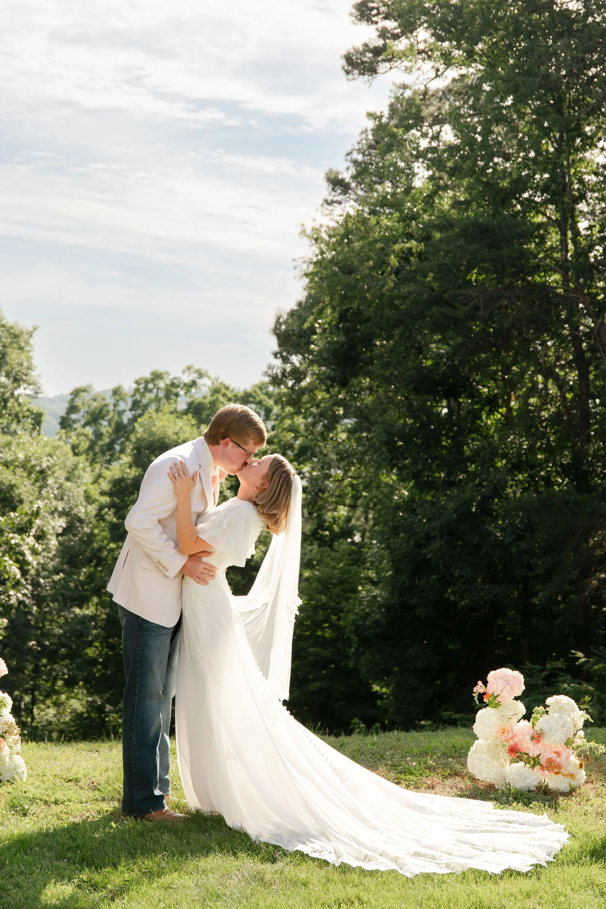 brittney_beeler_photography_the_abby_farm_louisville_wedding-377.jpg