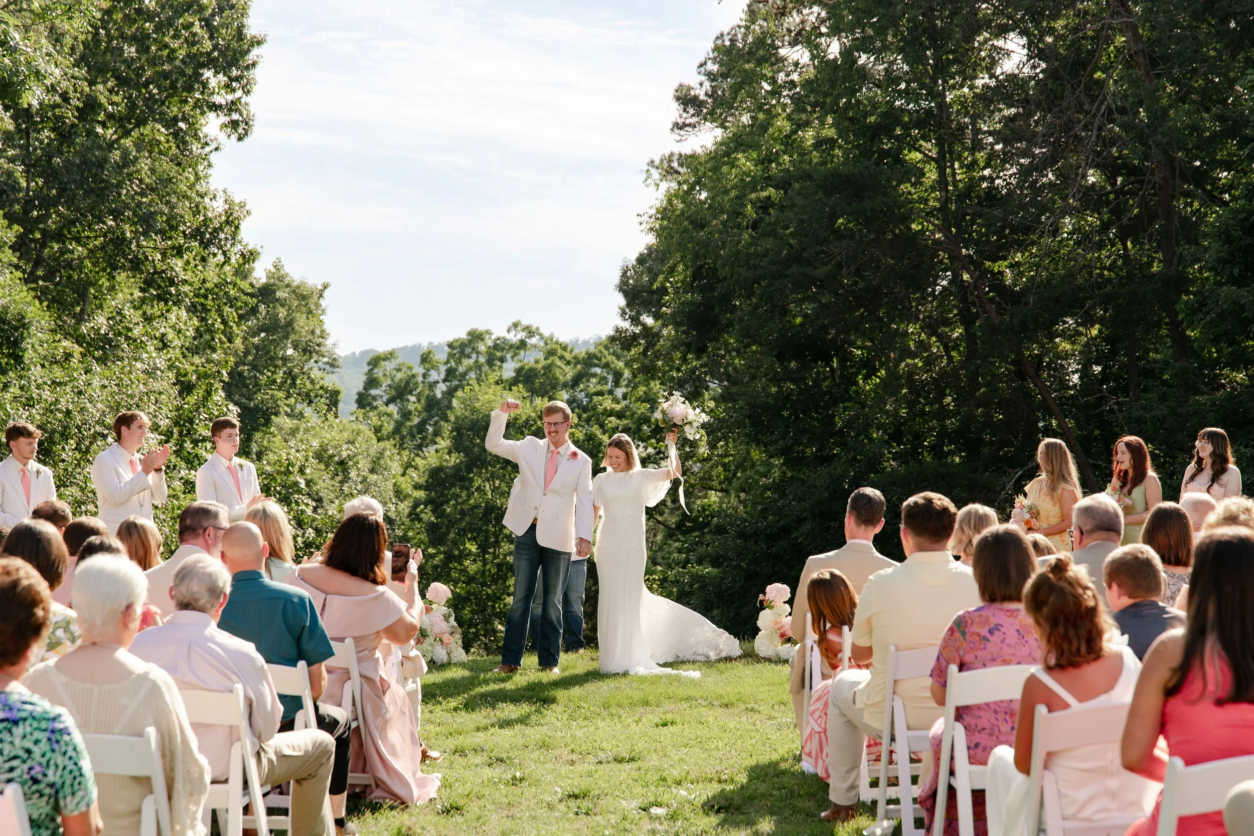 brittney_beeler_photography_the_abby_farm_louisville_wedding-385.jpg
