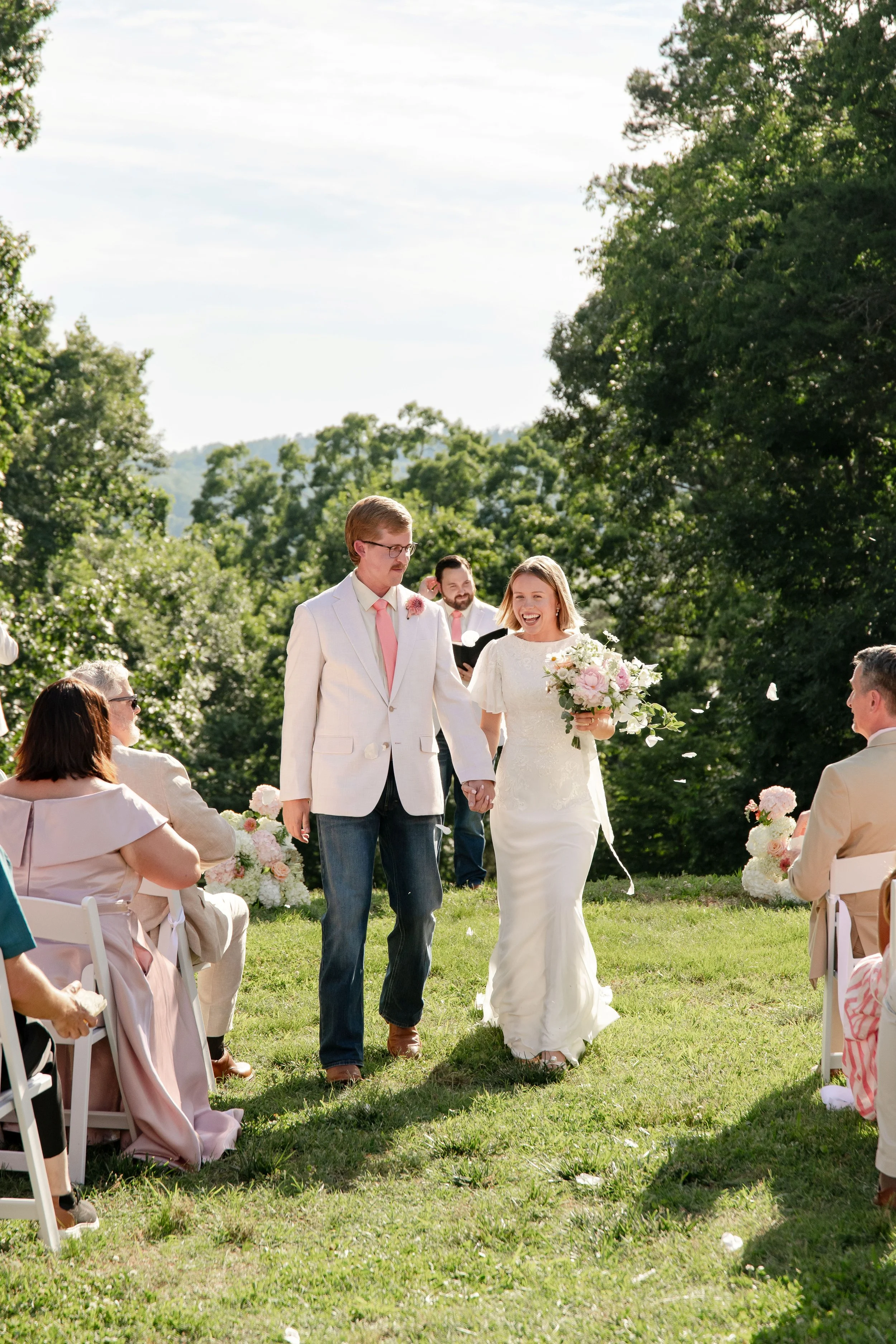 brittney_beeler_photography_the_abby_farm_louisville_wedding-388.jpg
