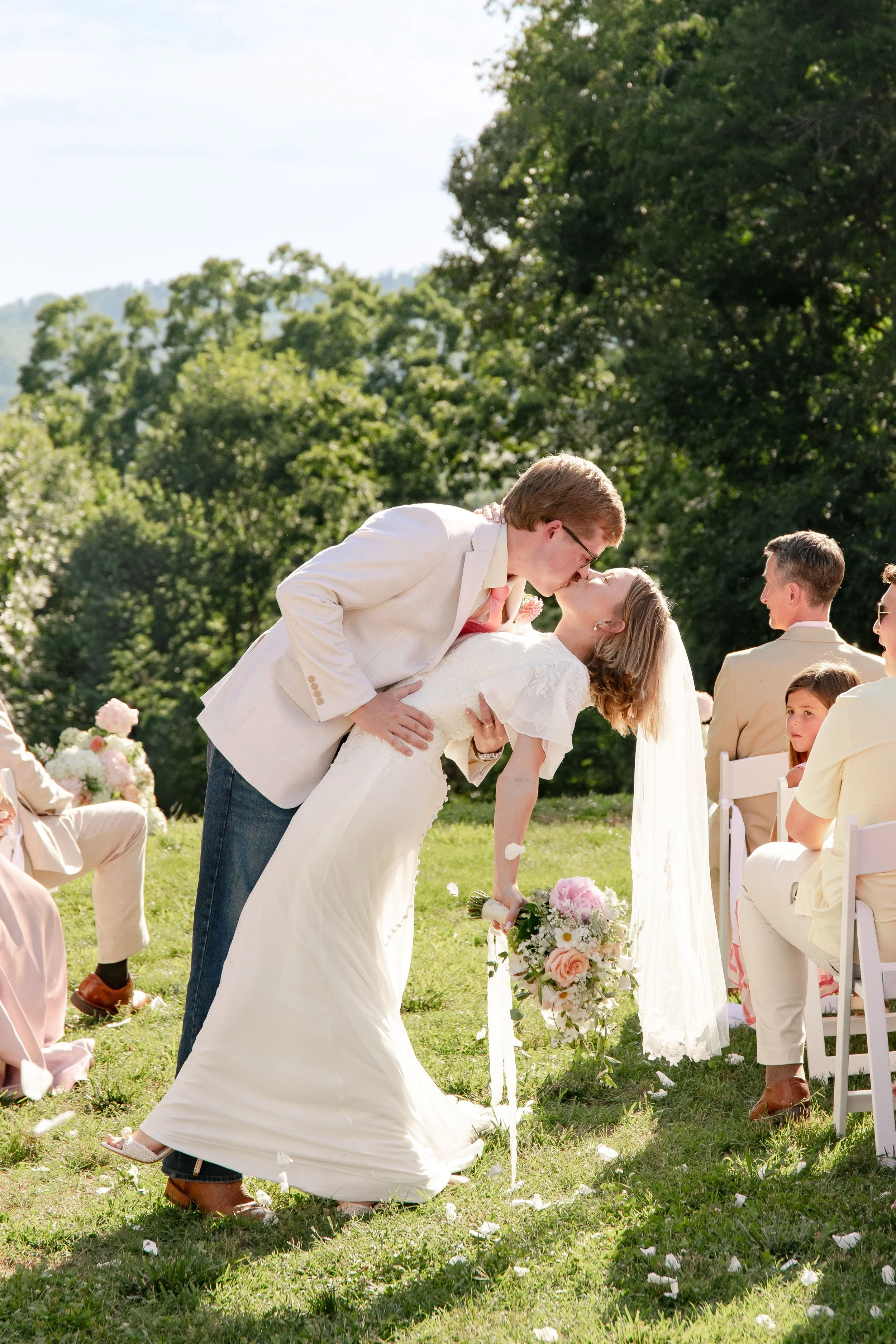 brittney_beeler_photography_the_abby_farm_louisville_wedding-392.jpg
