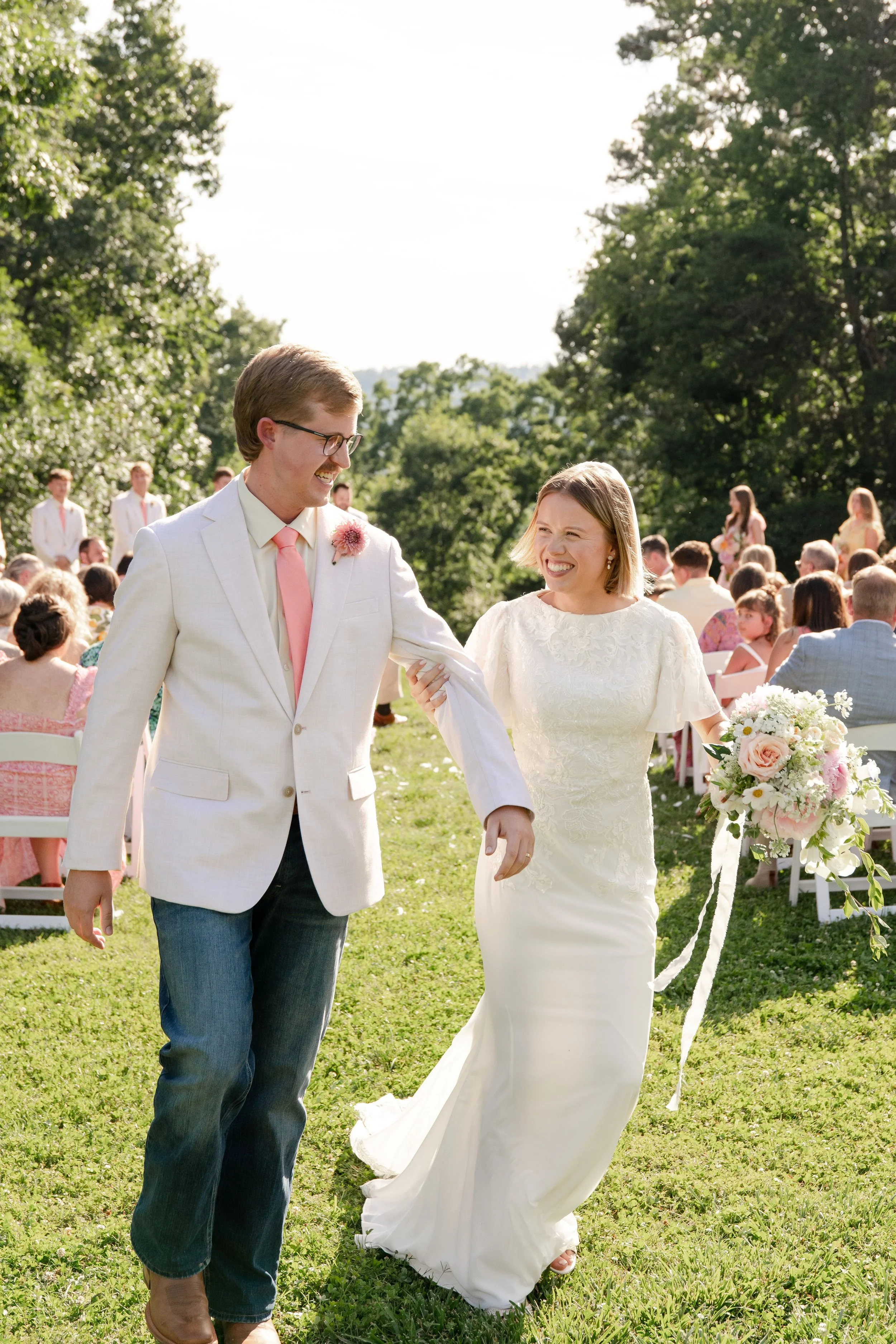 brittney_beeler_photography_the_abby_farm_louisville_wedding-397.jpg