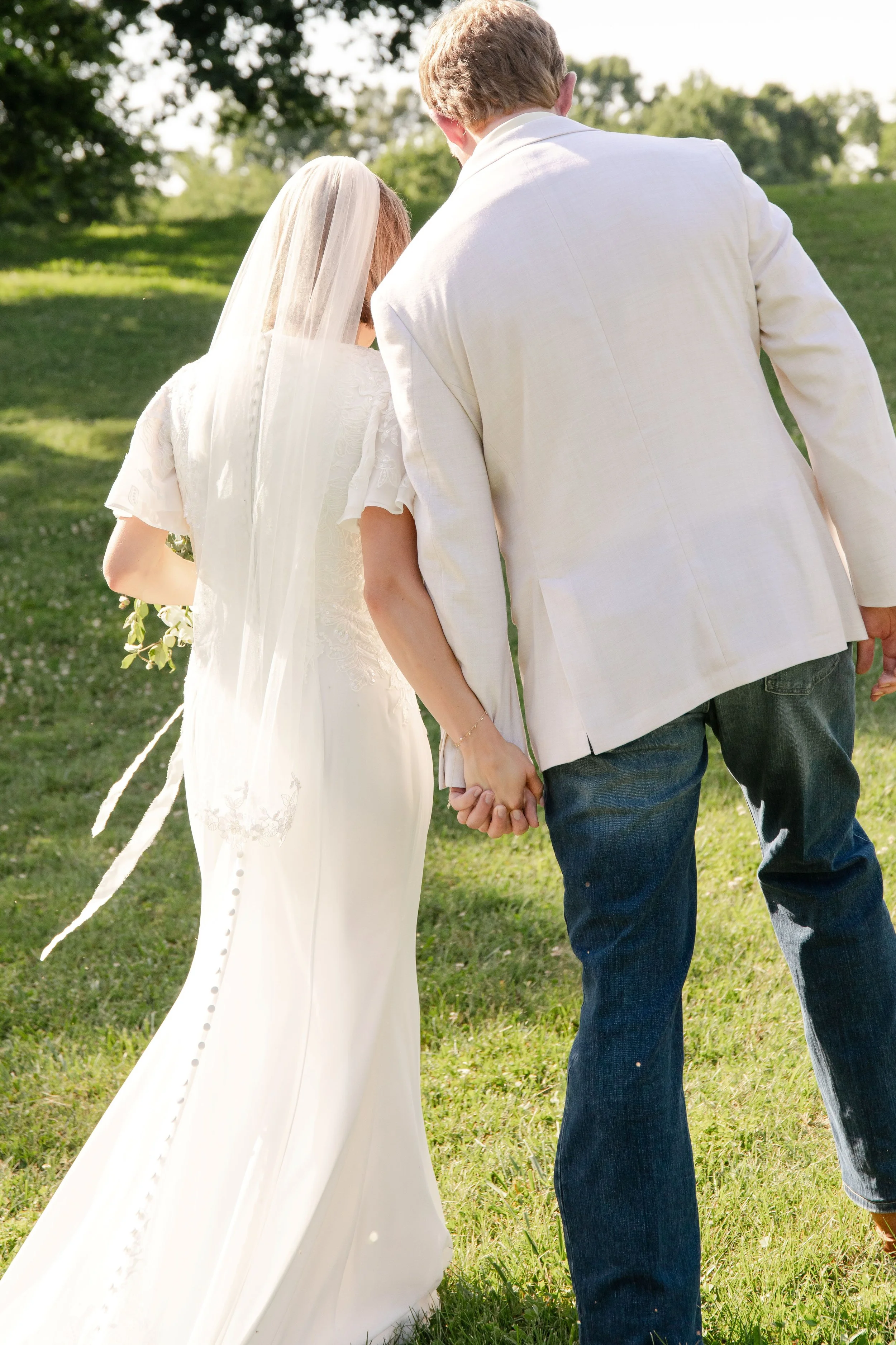 brittney_beeler_photography_the_abby_farm_louisville_wedding-402.jpg