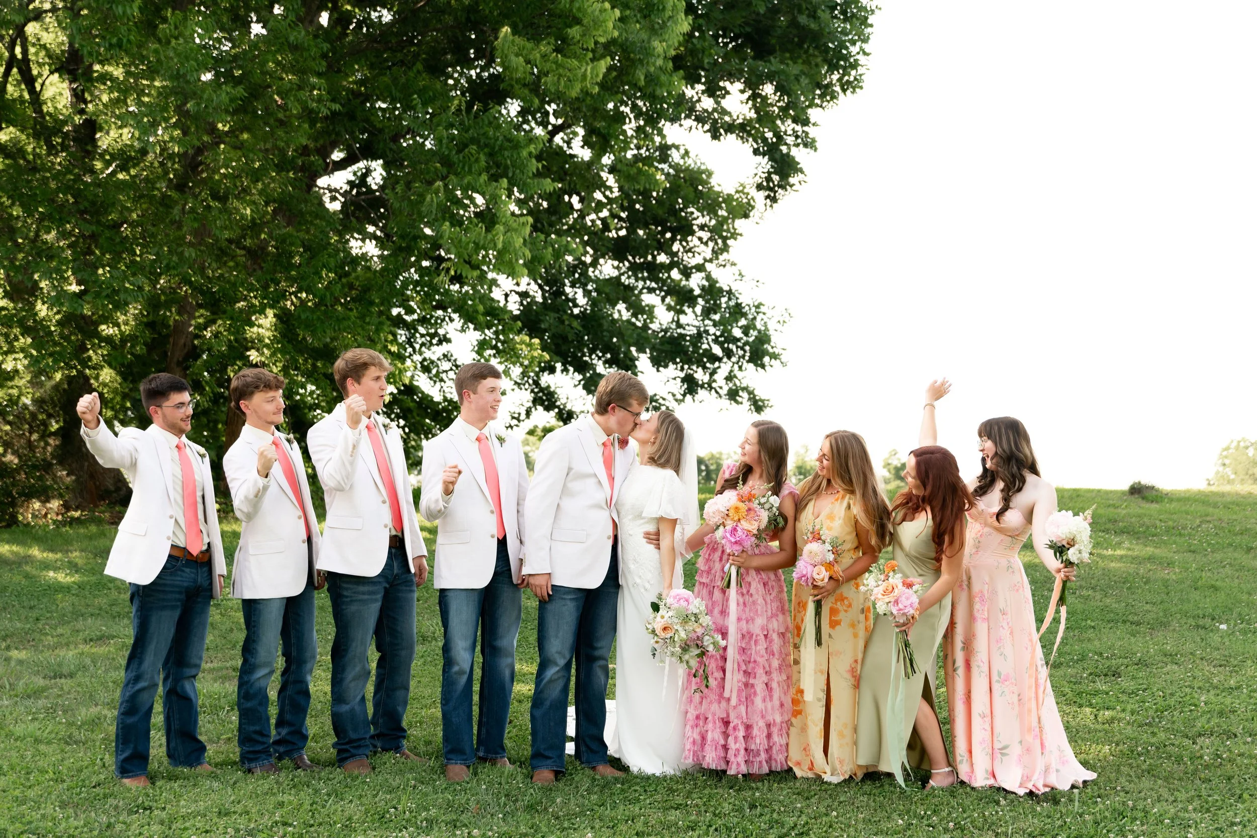 brittney_beeler_photography_the_abby_farm_louisville_wedding-413.jpg