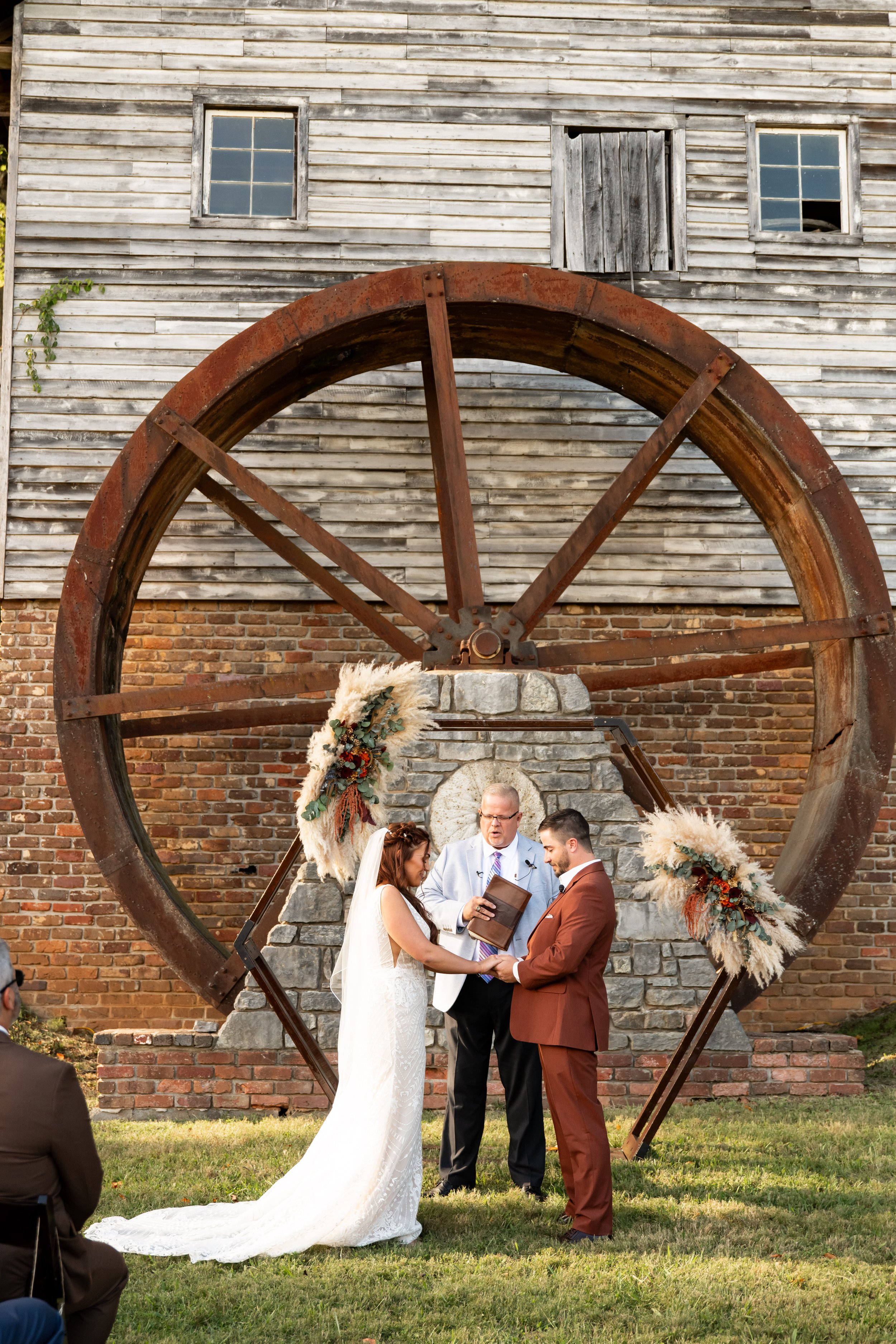 brittney_beeler_photography_niebel_wedding_museum_of_appalachia-182.jpg