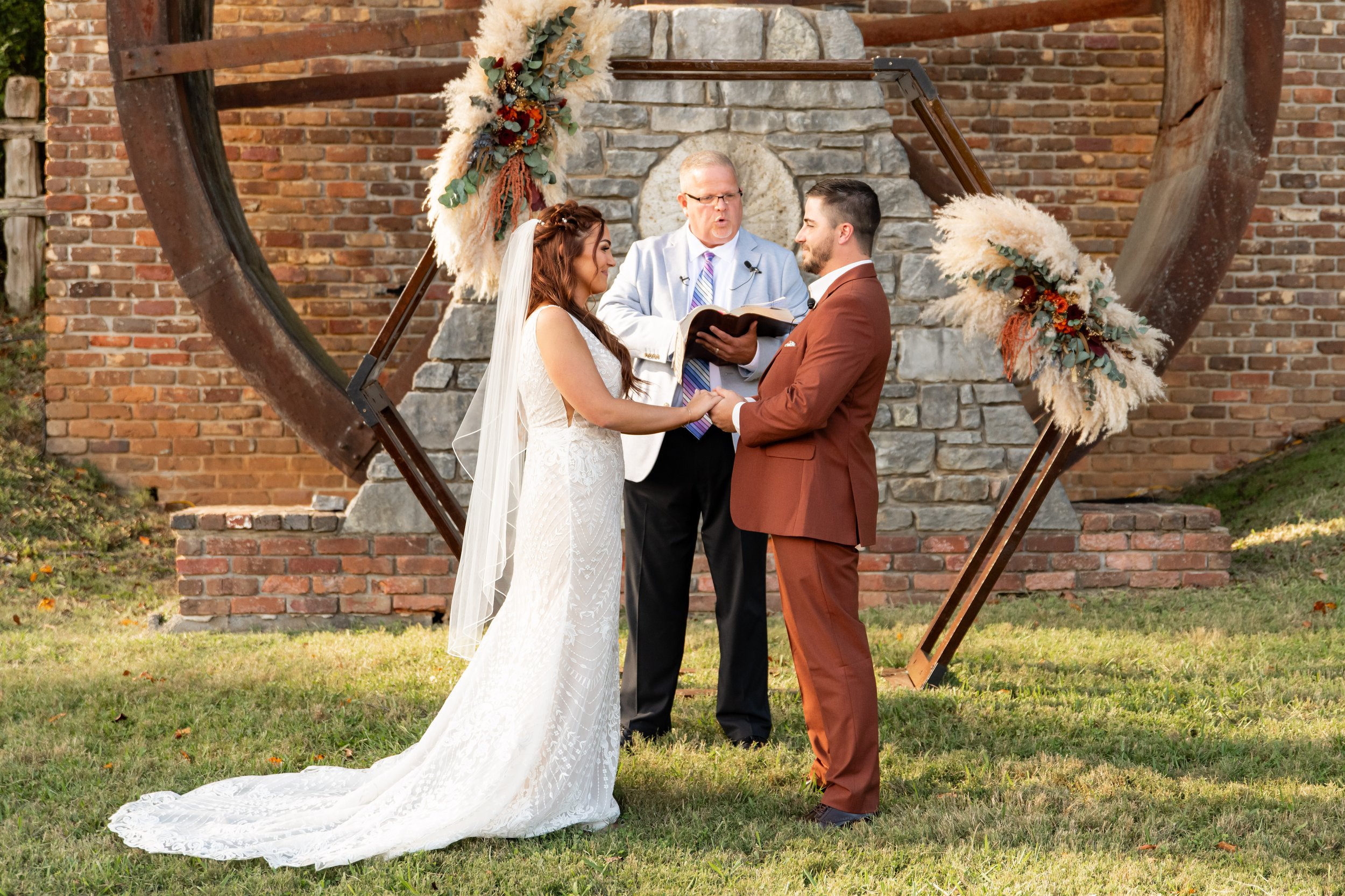 brittney_beeler_photography_niebel_wedding_museum_of_appalachia-205.jpg