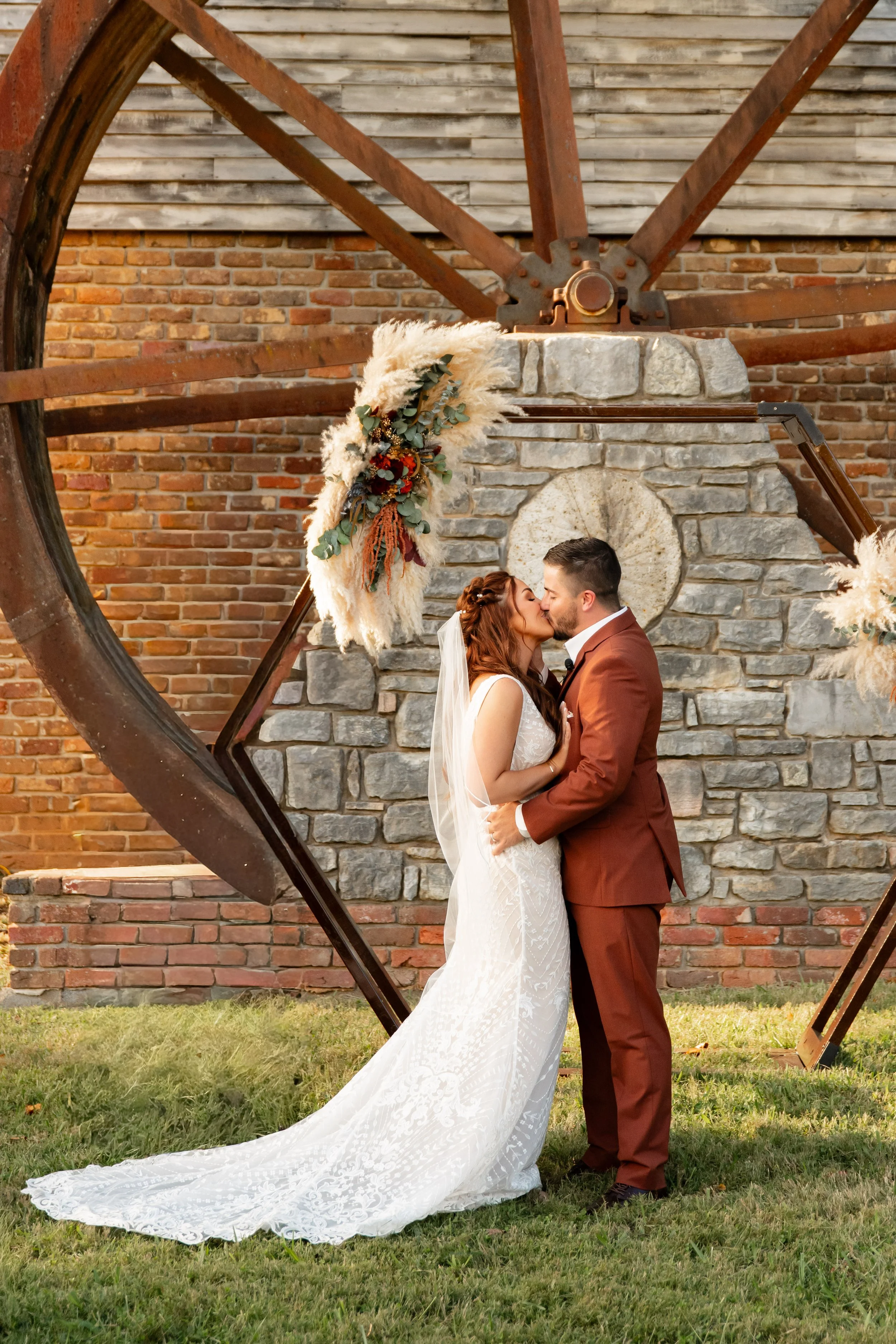 brittney_beeler_photography_niebel_wedding_museum_of_appalachia-242.jpg