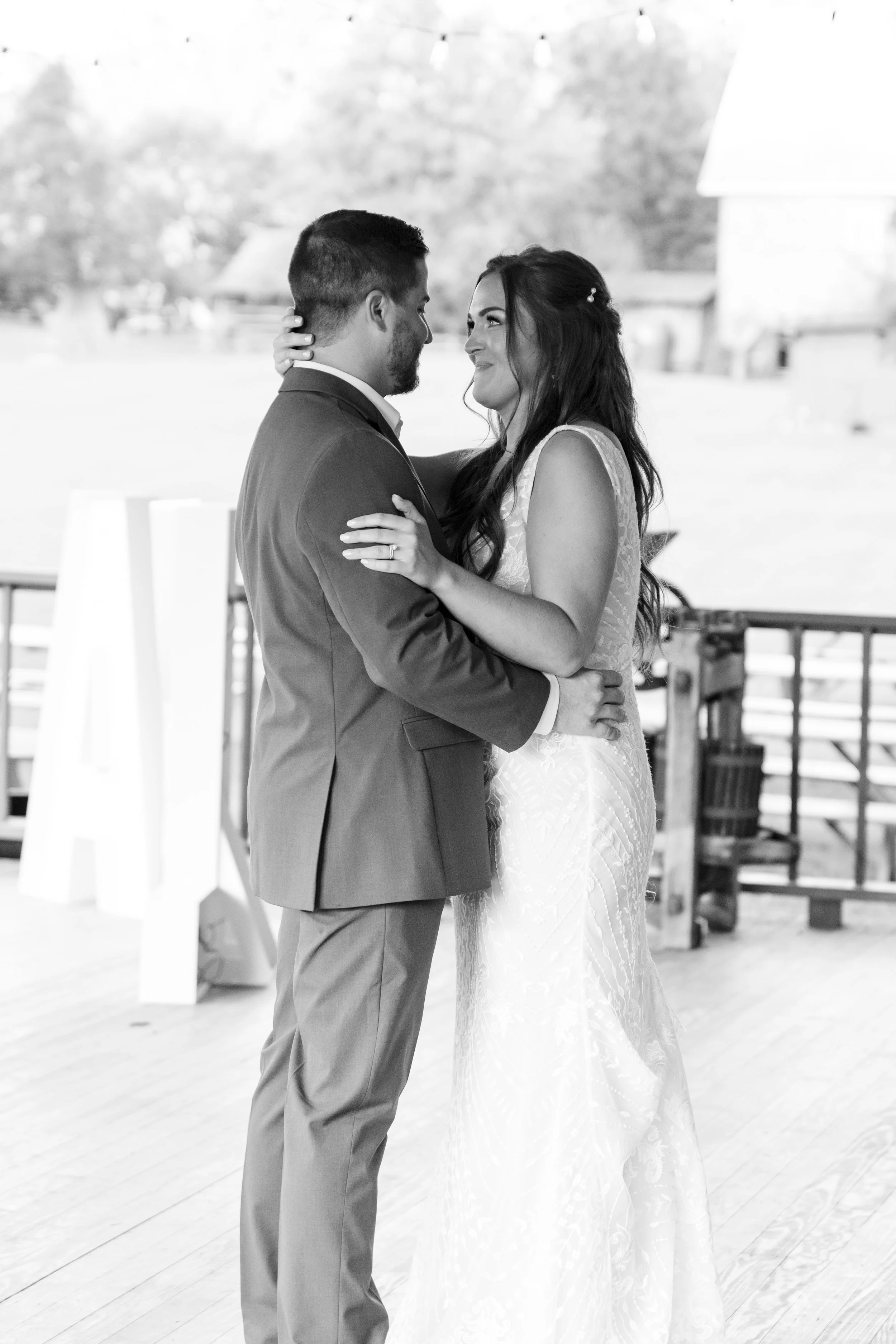 brittney_beeler_photography_niebel_wedding_museum_of_appalachia-226-2.jpg