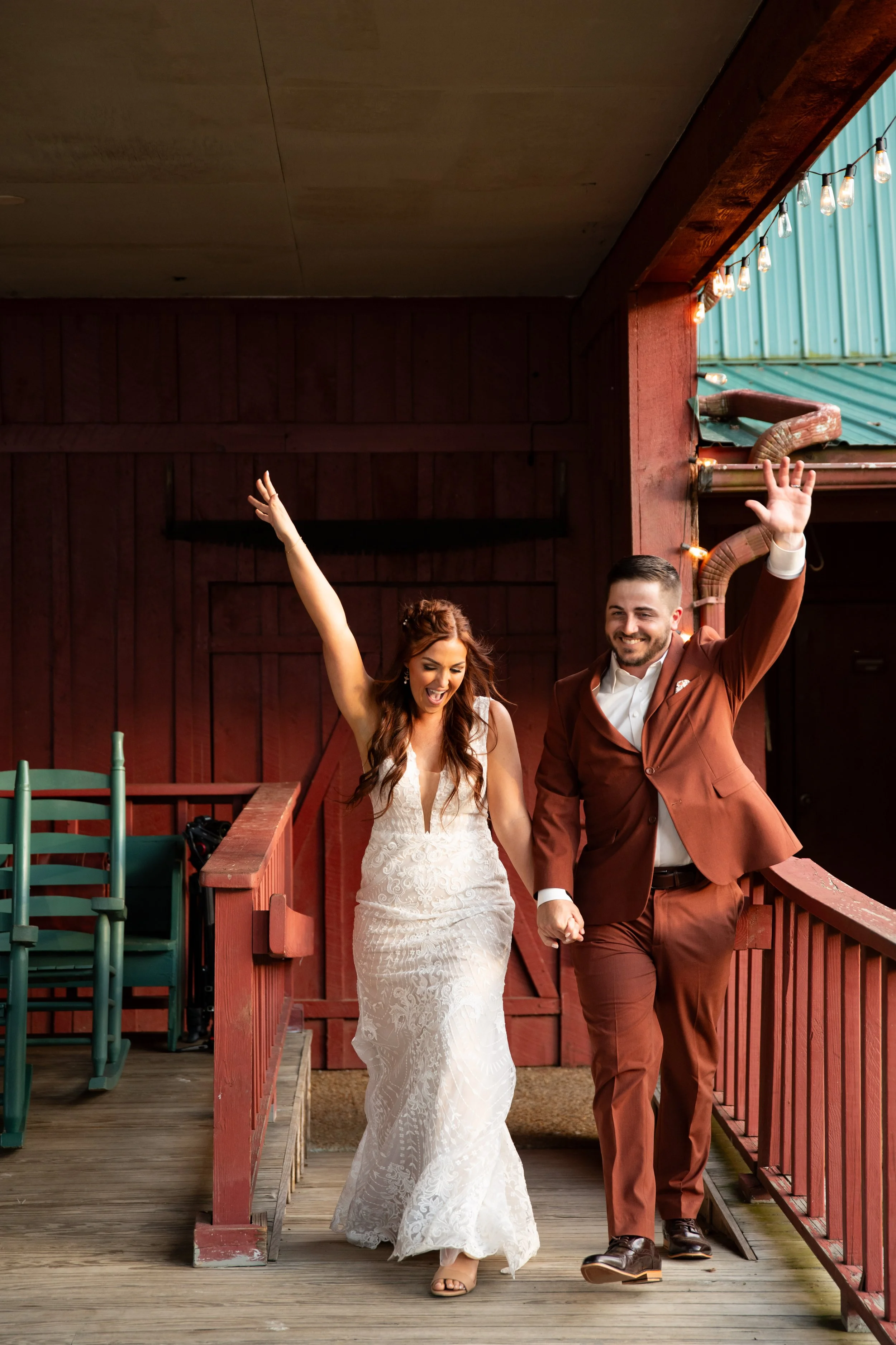 brittney_beeler_photography_niebel_wedding_museum_of_appalachia-207-2.jpg