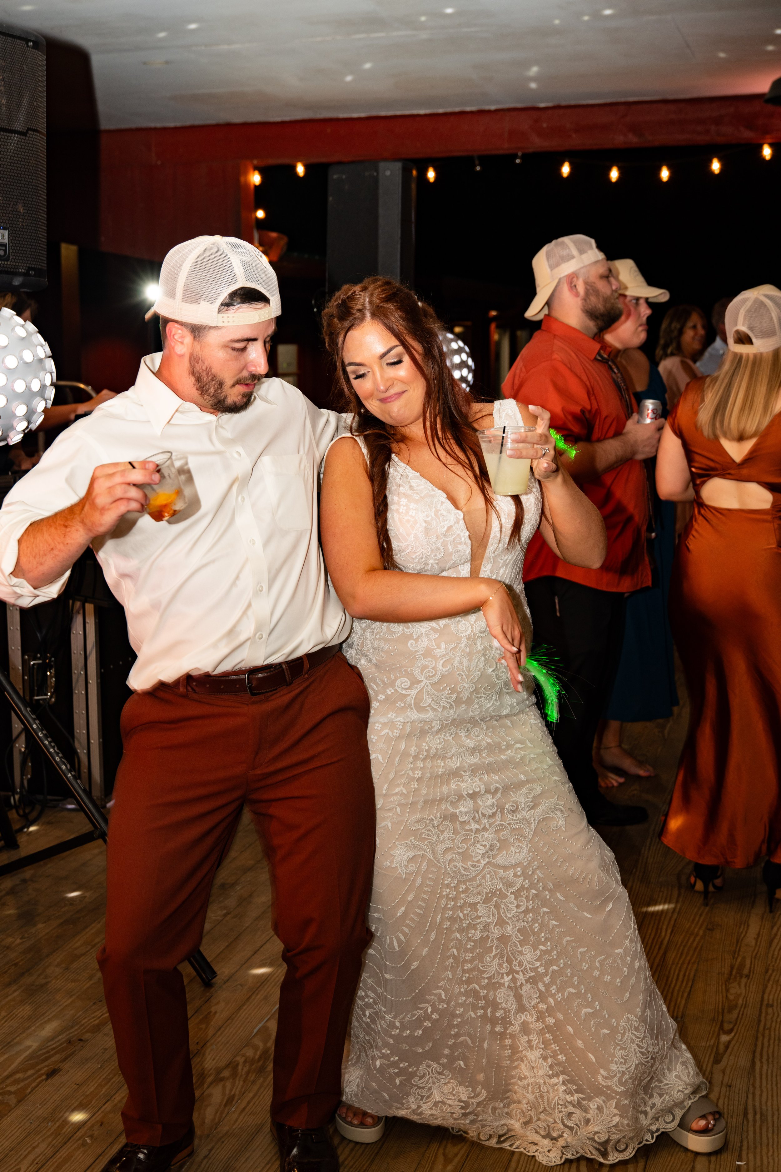 brittney_beeler_photography_niebel_wedding_museum_of_appalachia-403.jpg