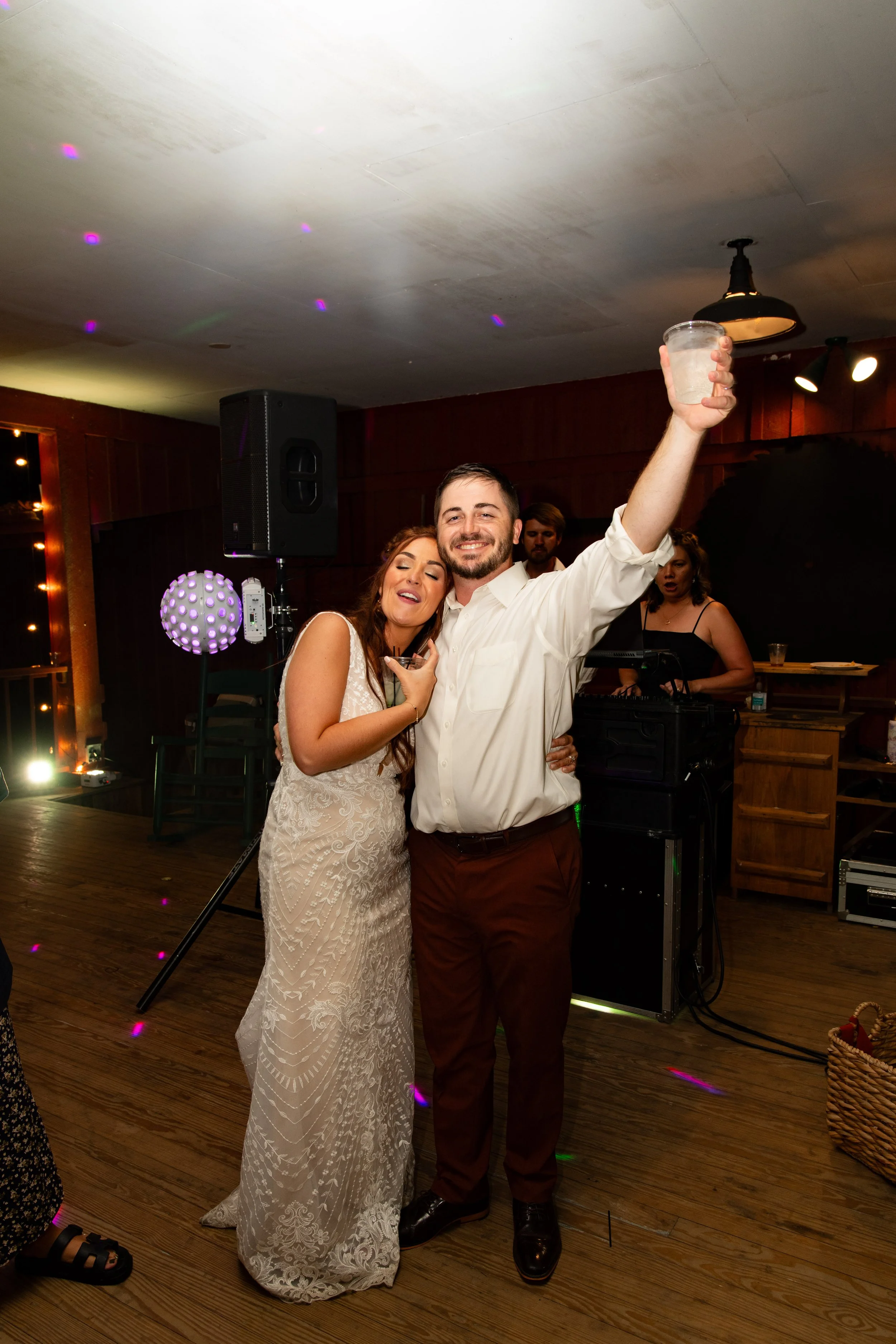 brittney_beeler_photography_niebel_wedding_museum_of_appalachia-428.jpg