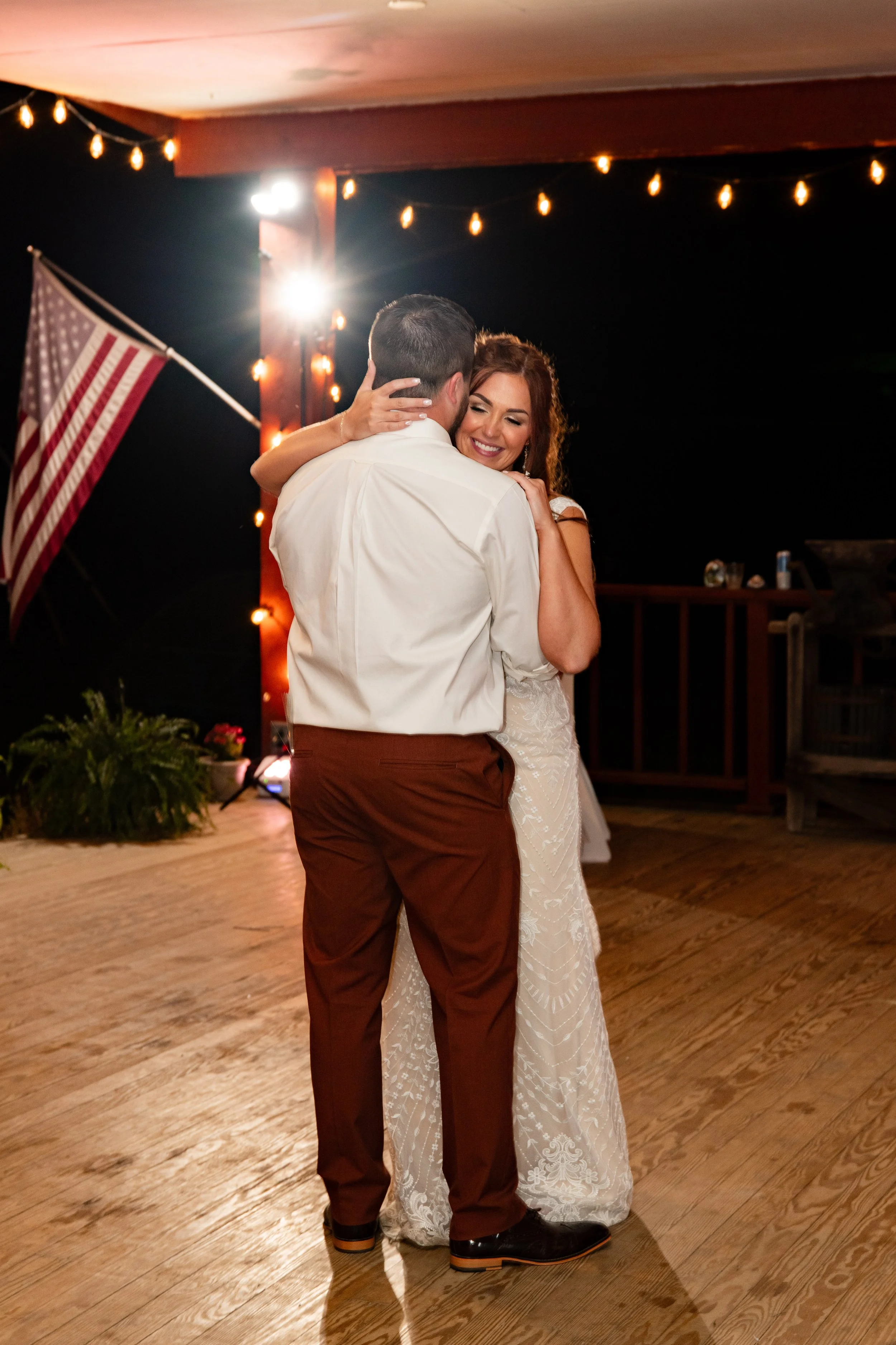 brittney_beeler_photography_niebel_wedding_museum_of_appalachia-452.jpg