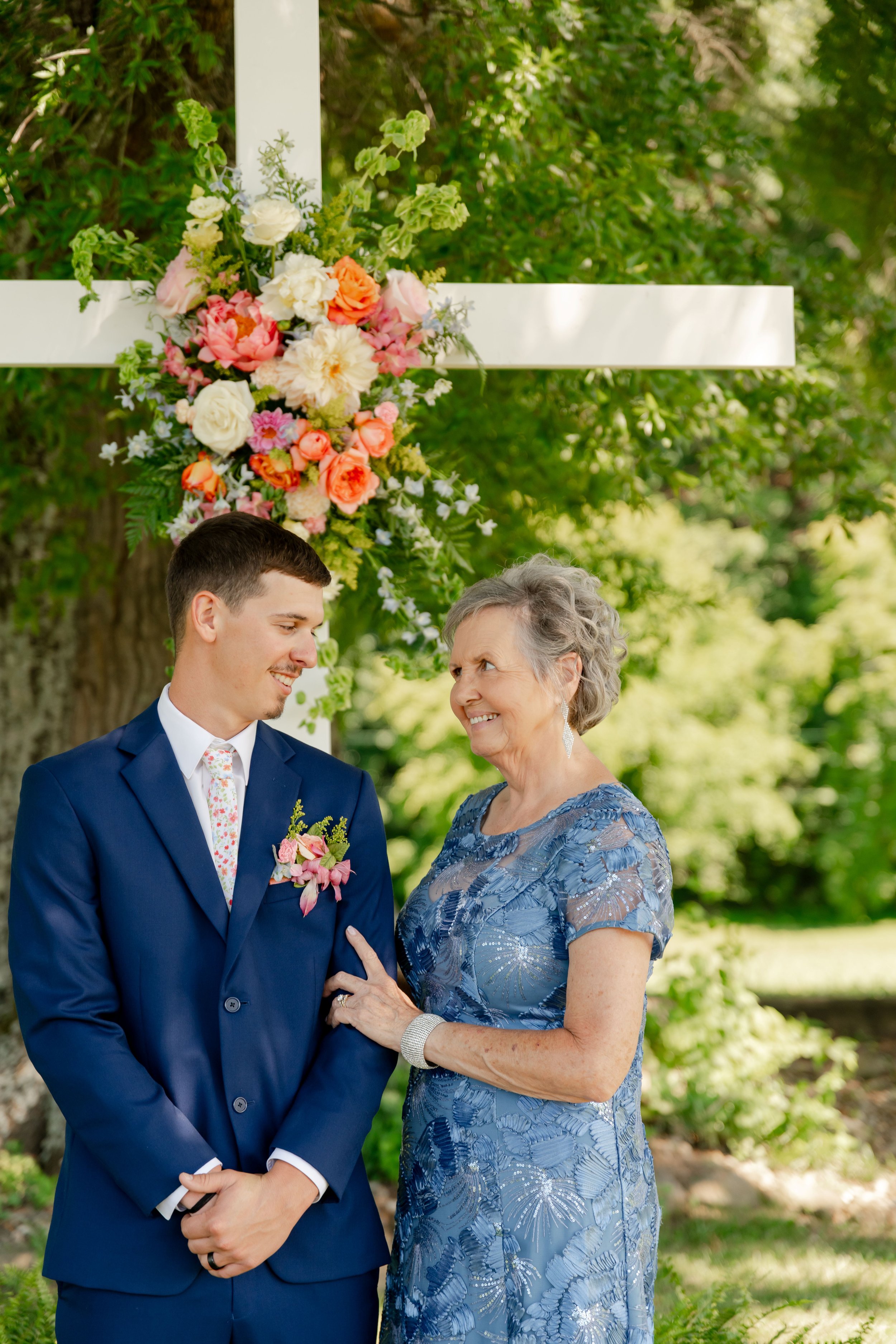 brittney_beeler_photography_spring_wedding_at_the_farm_at_bentley_fields-347.jpg