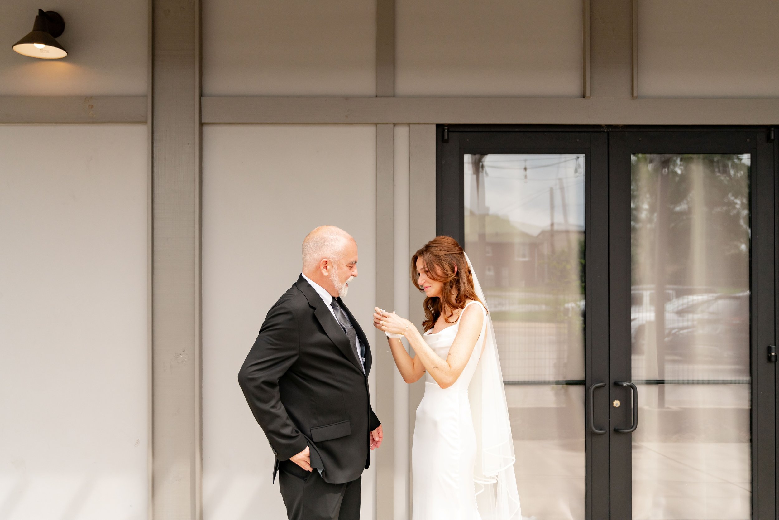 brittney_beeler_photography_brookside_knoxville_wedding-197.jpg