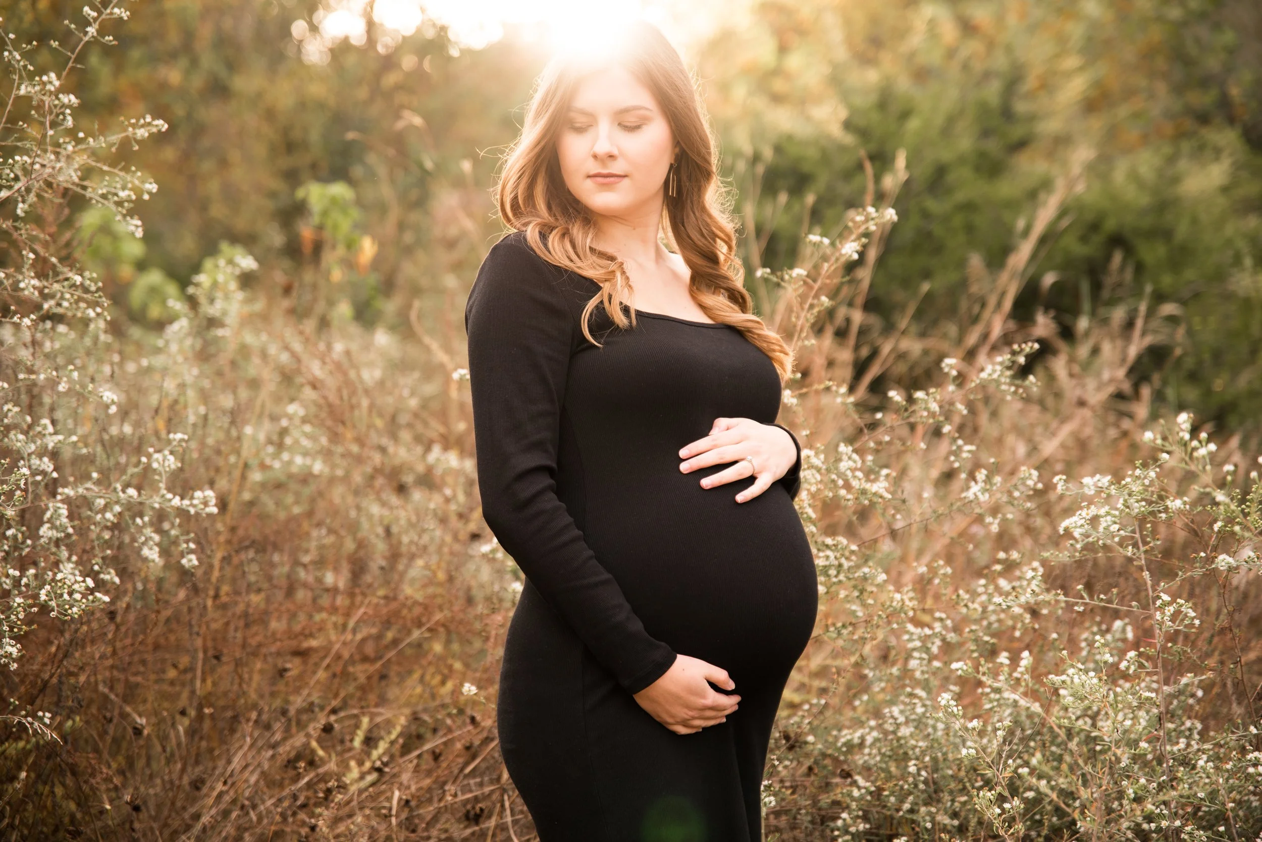 Outdoor maternity photography session in Knoxville, Tennessee
