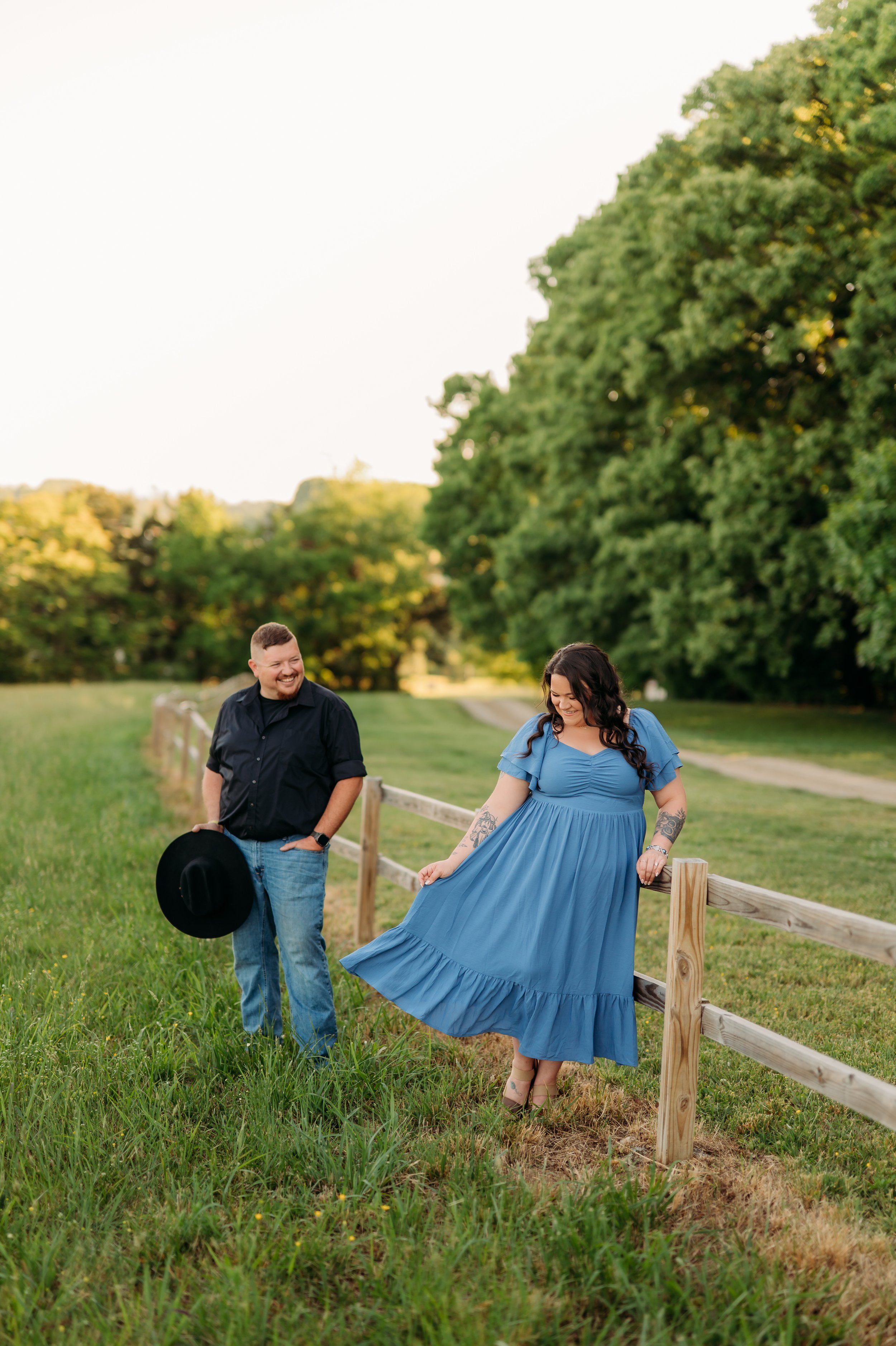 Brittney Beeler, Knoxville Engagement and Portrait Photographer