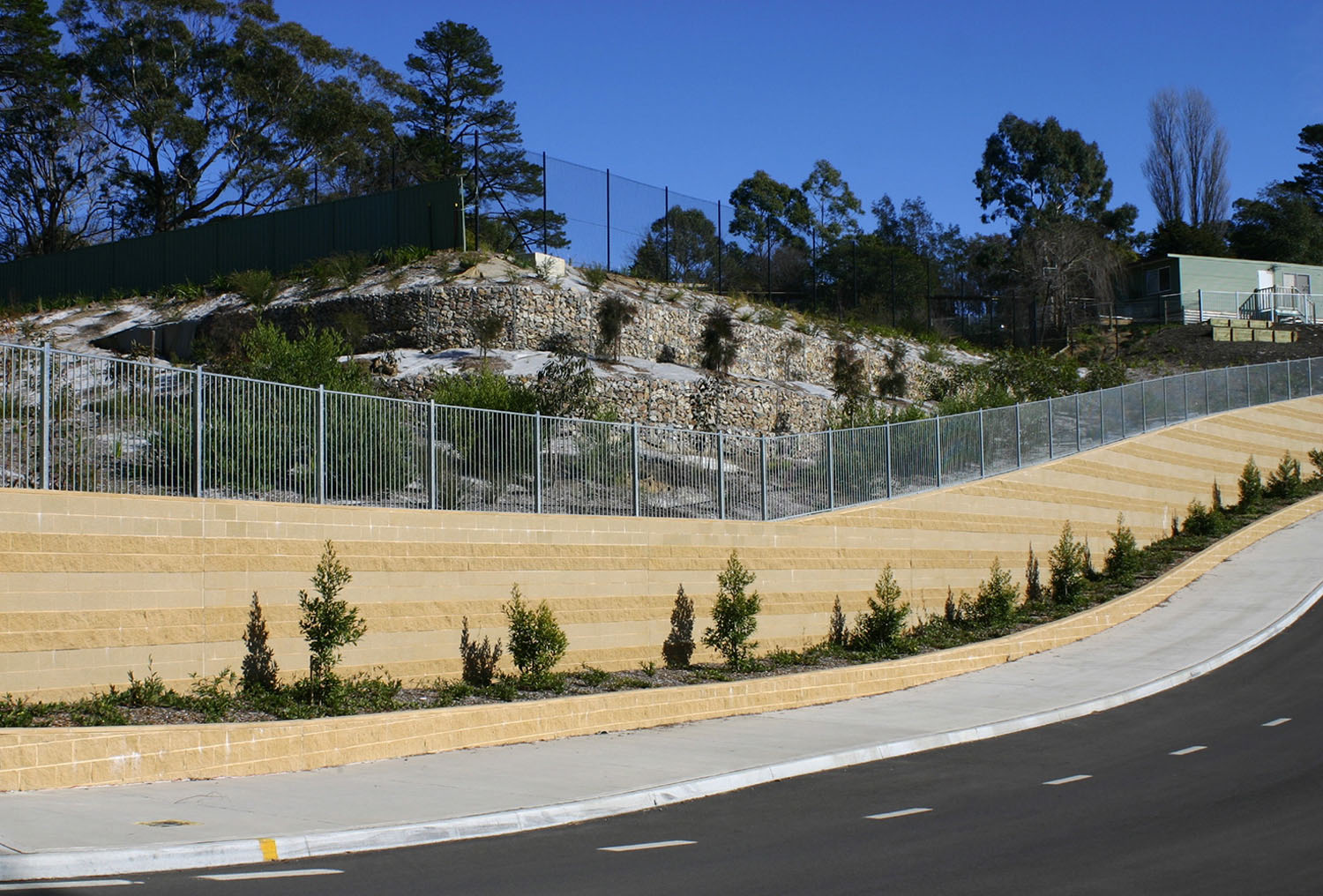 planting-and-retaining-to-access-road-3.jpg