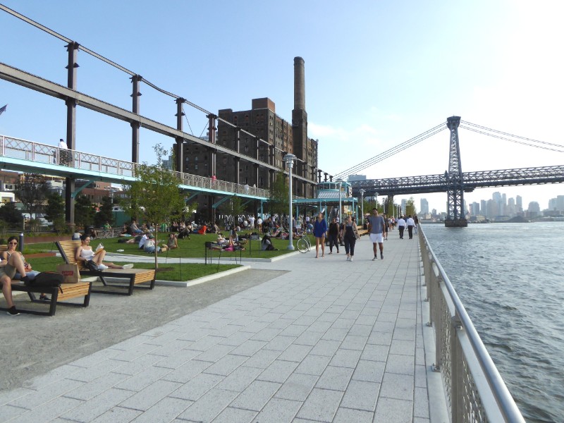 Pedestrian promenade along East River waterfront