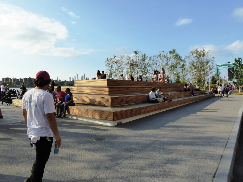 Timber seating deck 
