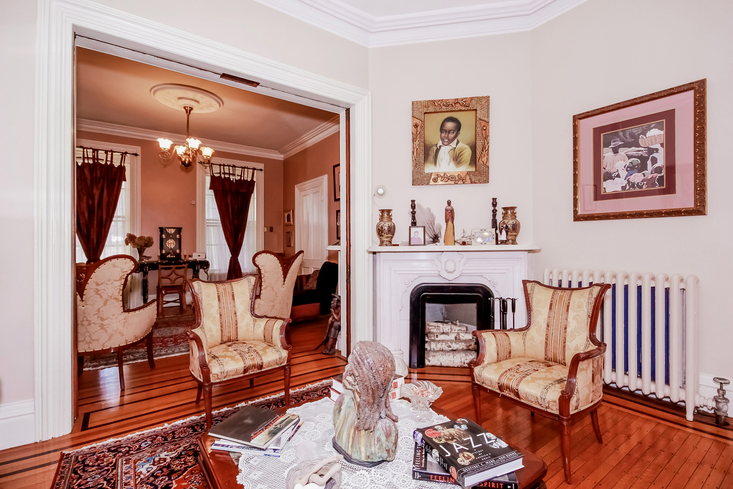 Historic District Mansion, Front Parlor