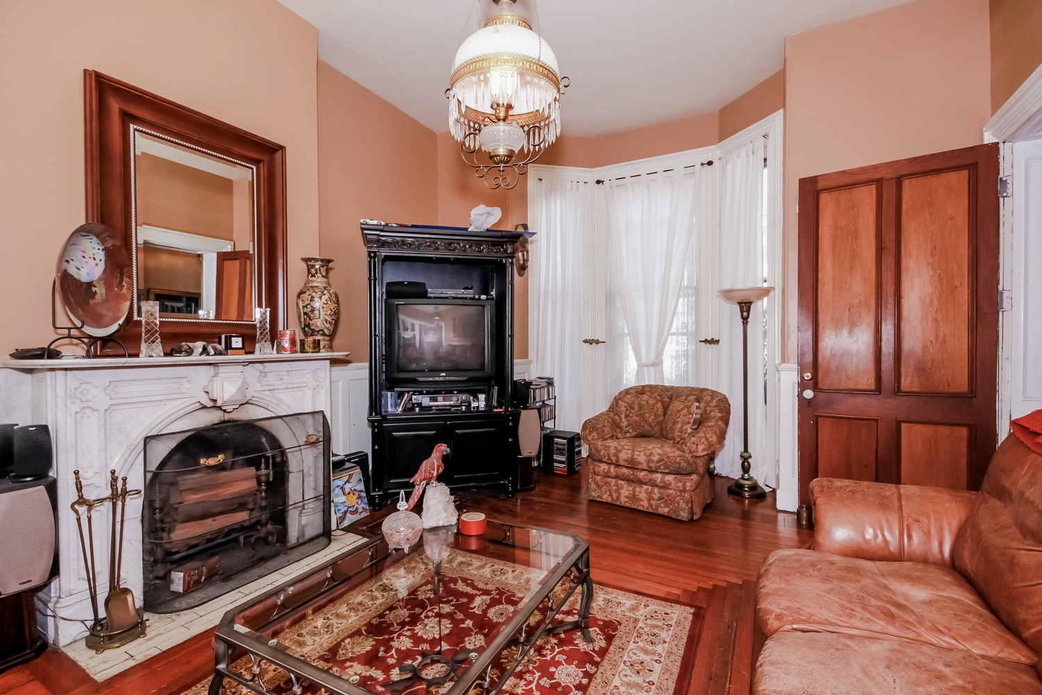 Historic District Mansion, Living Room