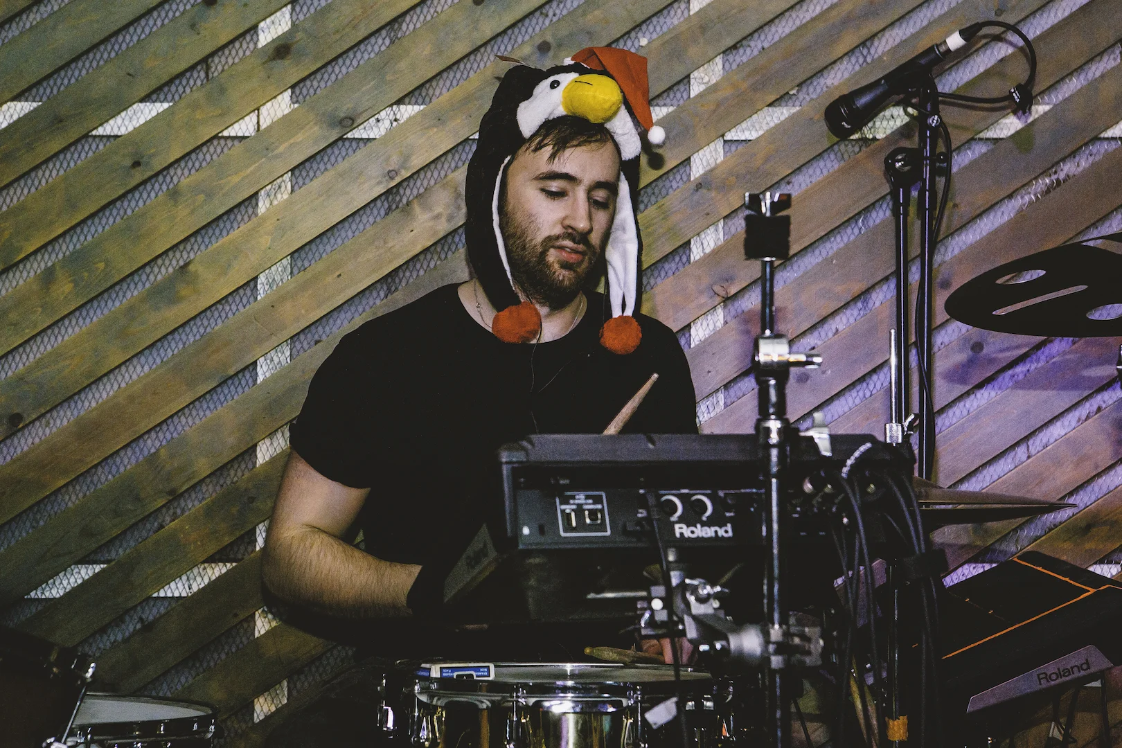 STRONG ASIAN MOTHERS - EDWHITMARSH.COM-11.JPG