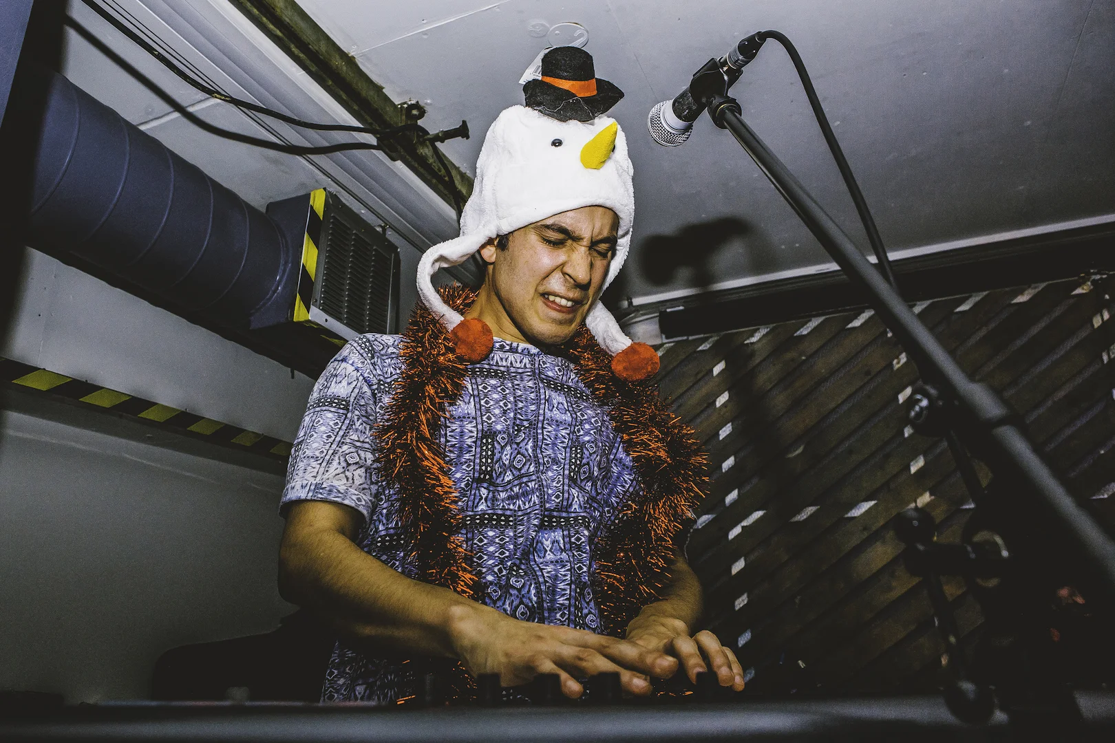 STRONG ASIAN MOTHERS - EDWHITMARSH.COM-13.JPG