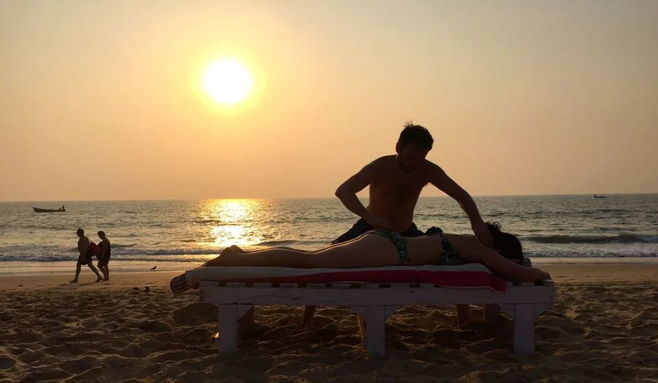 Serving up a sunset realignment in Goa, India