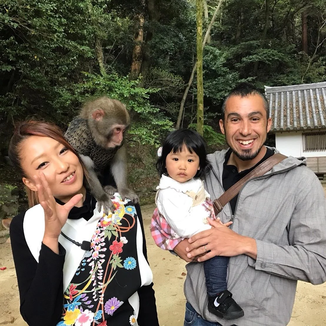 The monkey was like was looking at my daughter like "You are the the strangest looking monkey I've ever seen" 