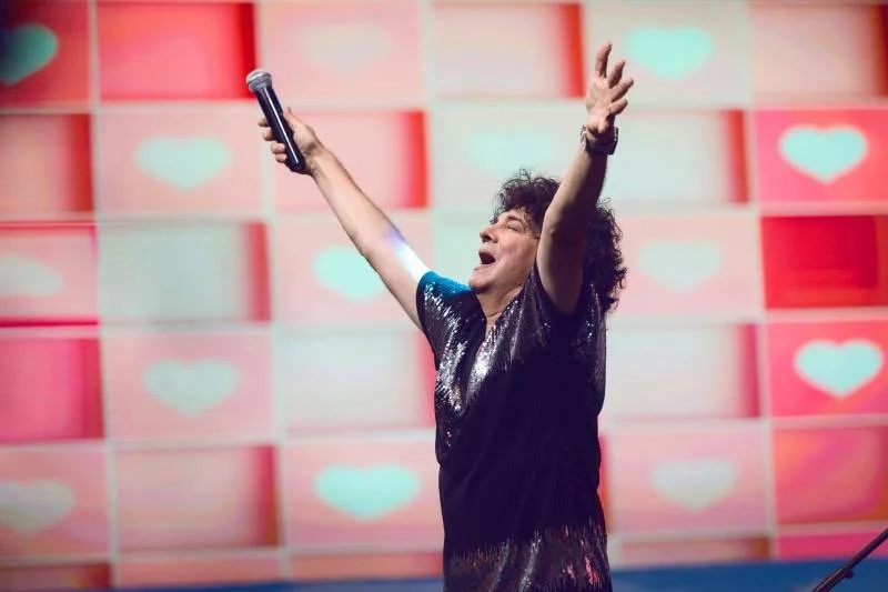 Stephen Michael Schwartz live at The Commons in Calabassas