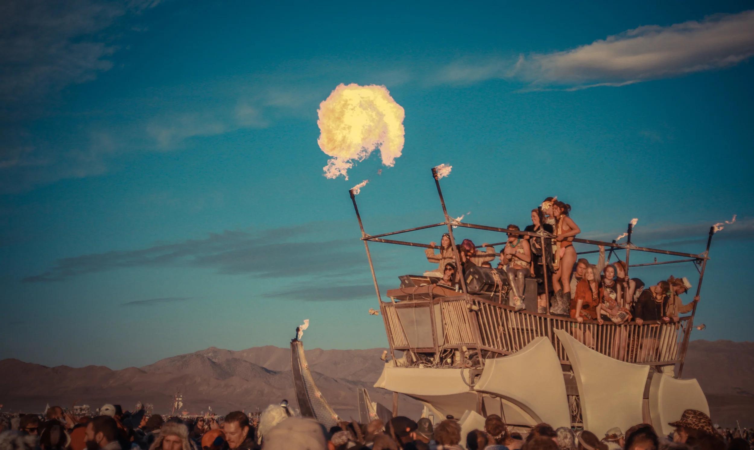The Glamping Shelf (Topper)