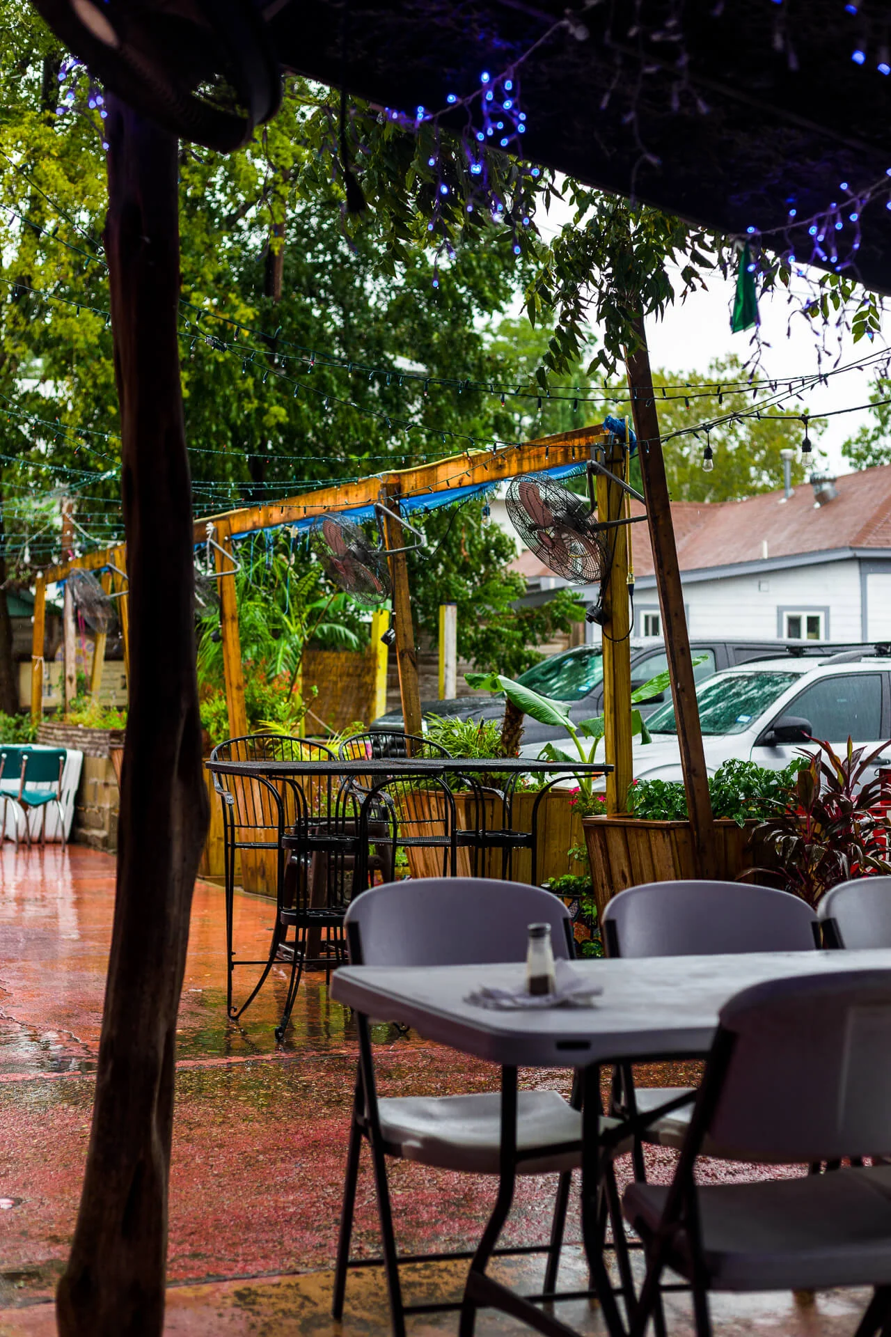 String lights and outdoor seating? Must be in Austin, TX. Nevermind the rain. Don’t let that stop you from enjoying a meal al fresco.