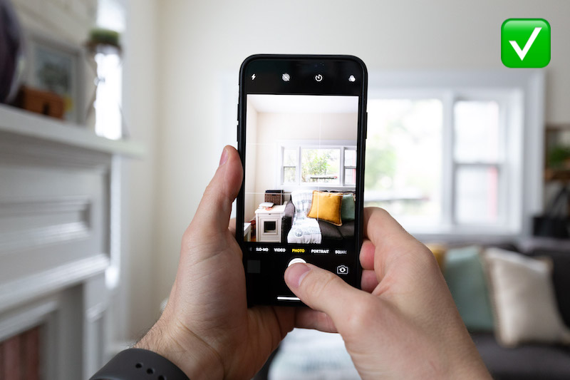 Strong, stable, sharp . A good grip in two hands is how you take the best photos .